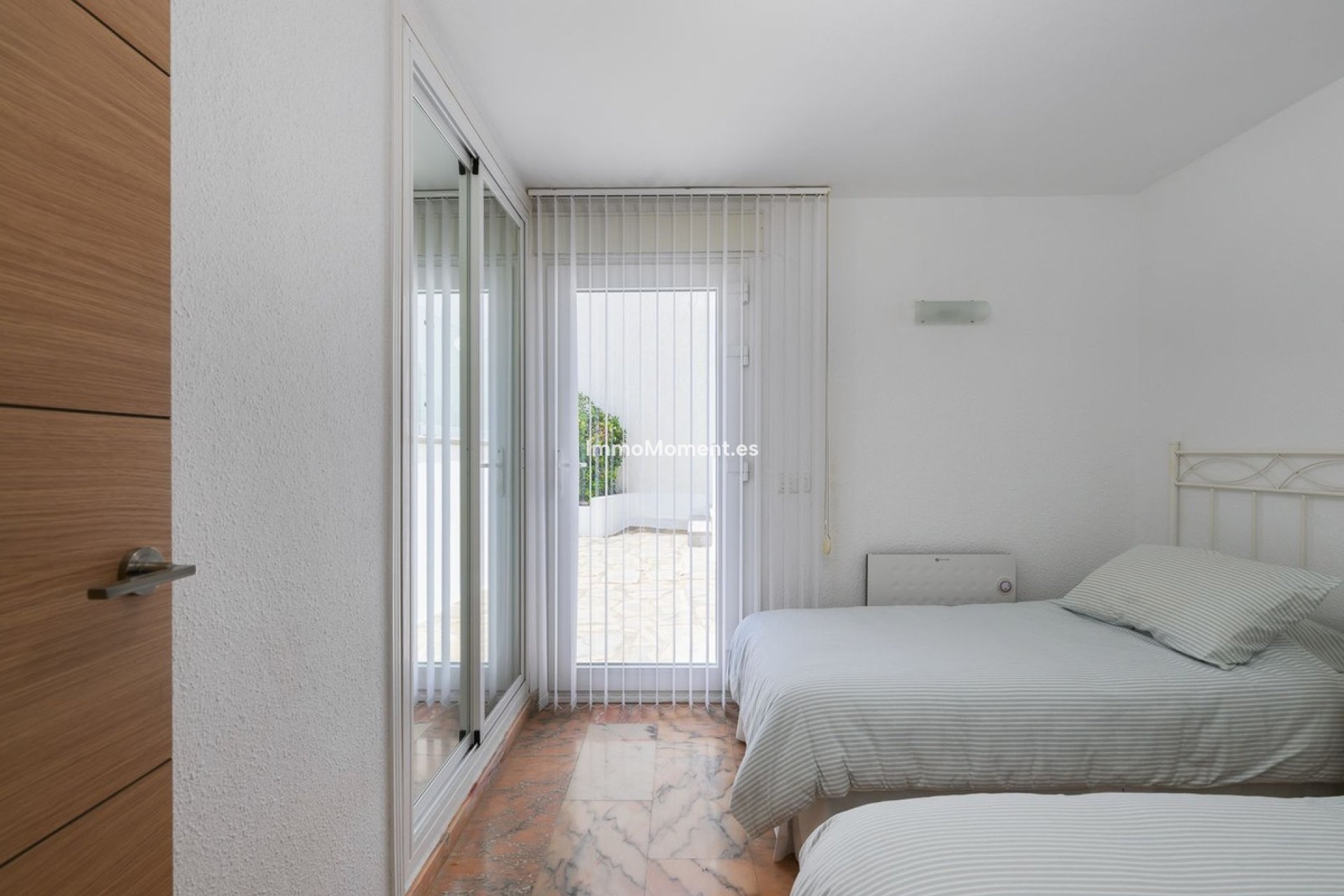 Wiederverkauf - Freistehende Villa - Estepona  - Estepona Centro