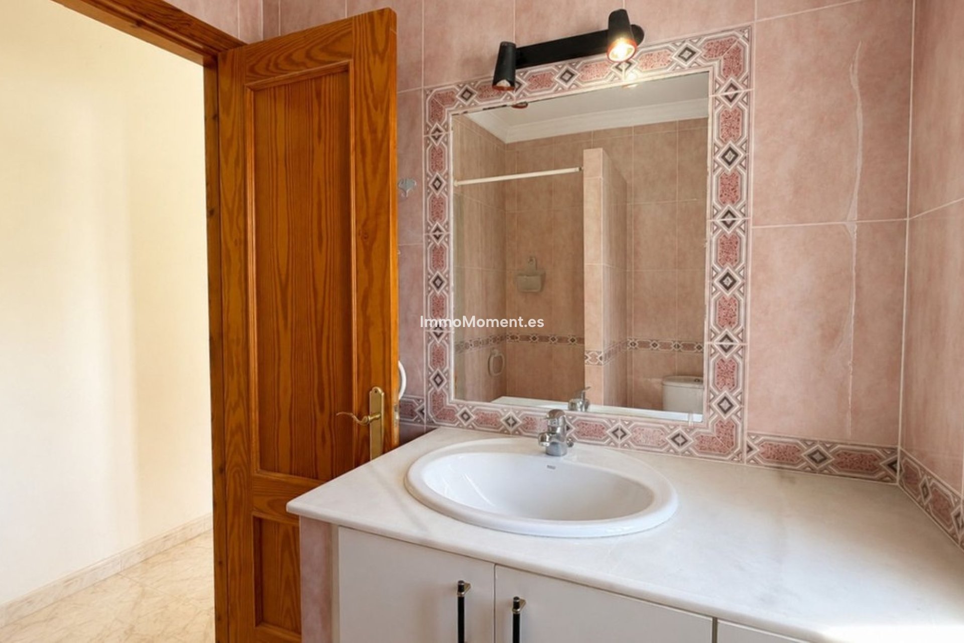 Wiederverkauf - Freistehende Villa - Estepona  - Estepona Centro