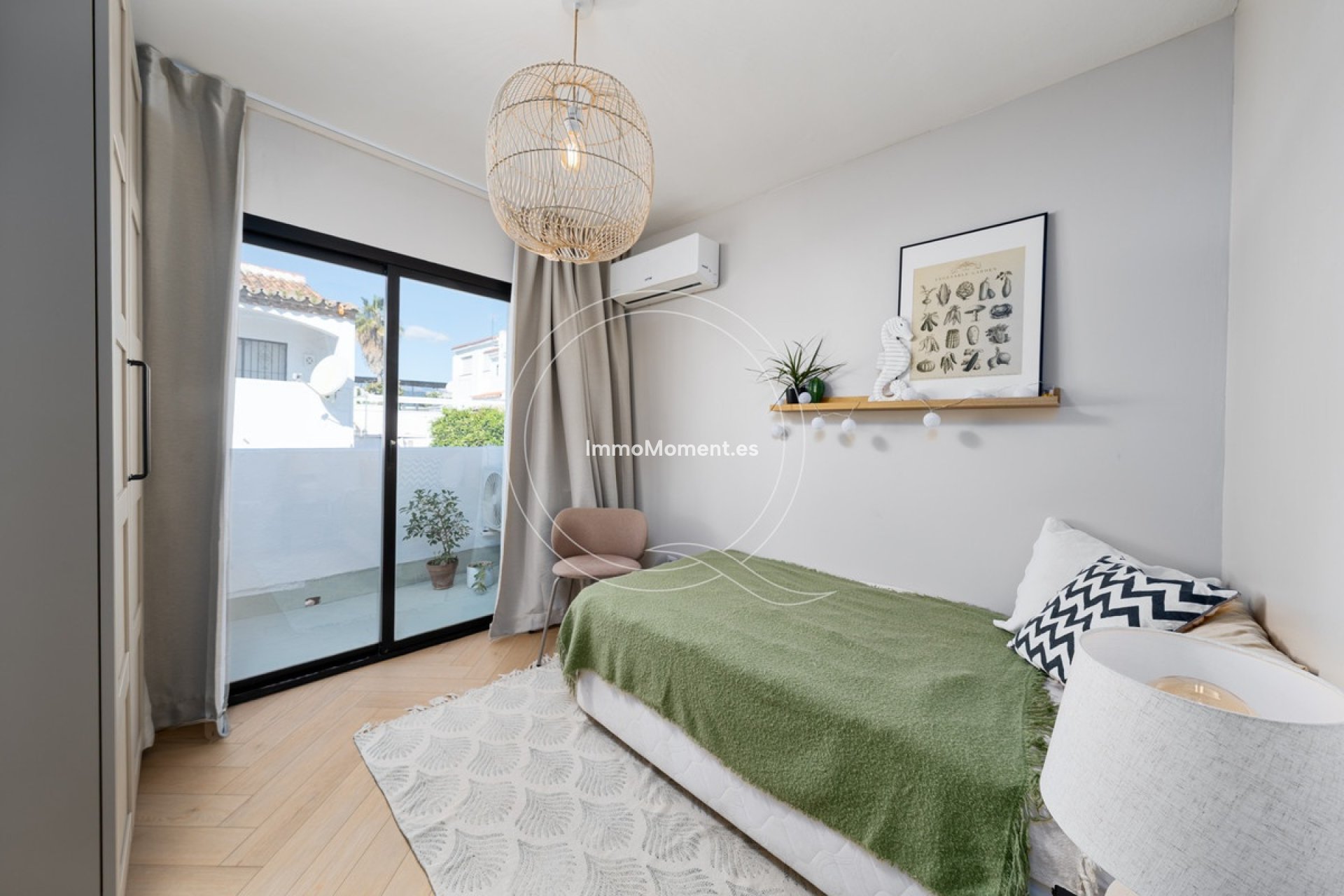Wiederverkauf - Freistehende Villa - Estepona  - Estepona Centro