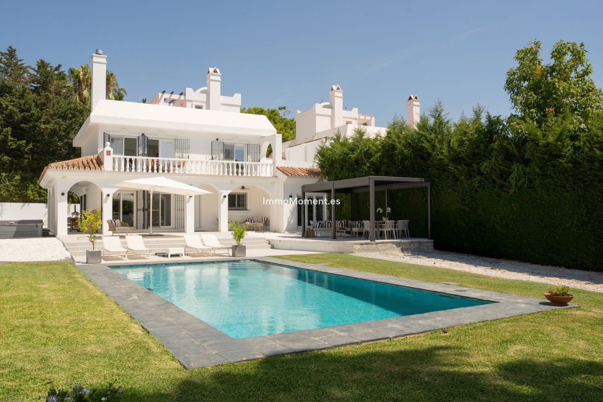 Wiederverkauf - Freistehende Villa - Estepona  - Estepona Centro