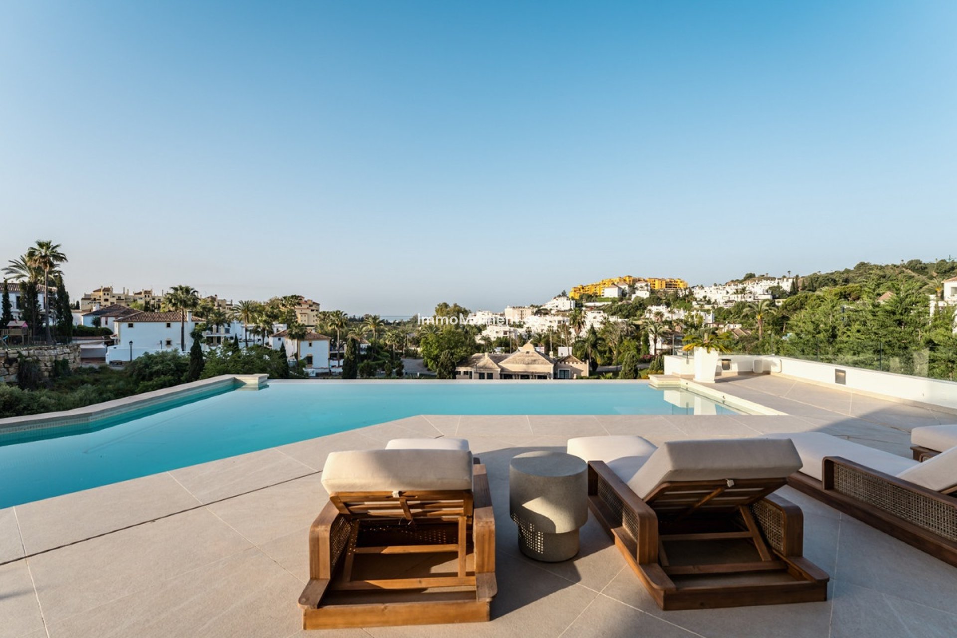 Wiederverkauf - Freistehende Villa - Estepona  - Estepona Centro