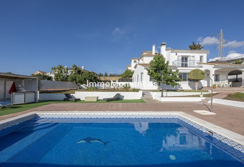 Wiederverkauf - Freistehende Villa - Estepona  - Estepona Centro