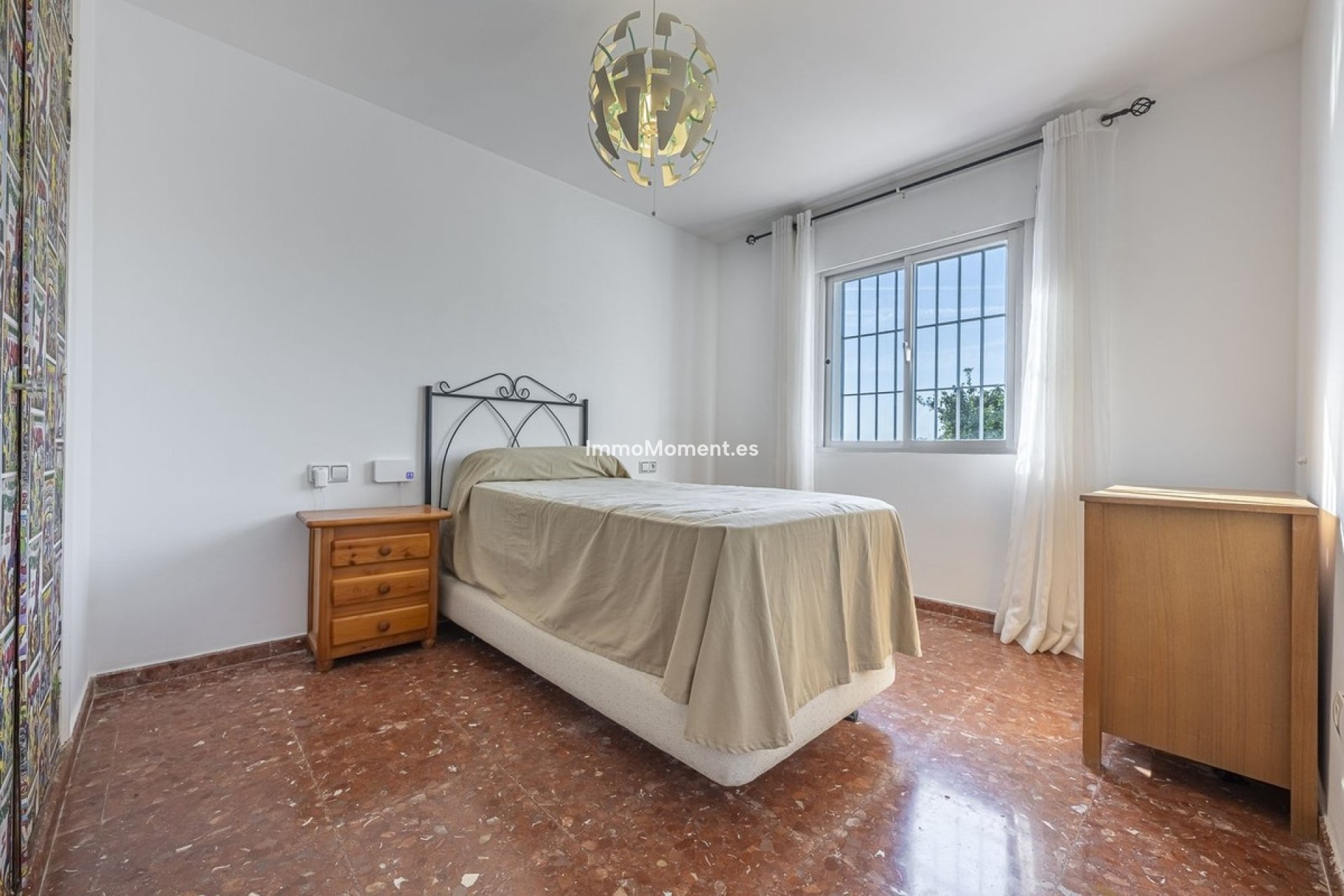 Wiederverkauf - Freistehende Villa - Estepona  - Estepona Centro
