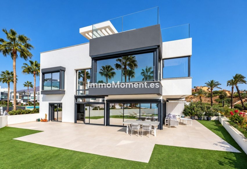 Wiederverkauf - Freistehende Villa - Estepona  - Estepona Centro