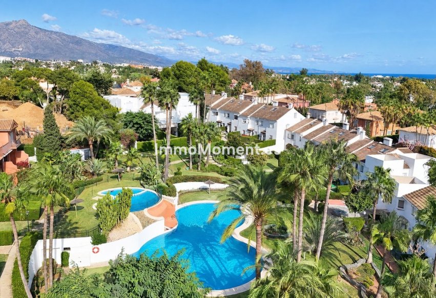 Wiederverkauf - Freistehende Villa - Estepona  - Estepona Centro