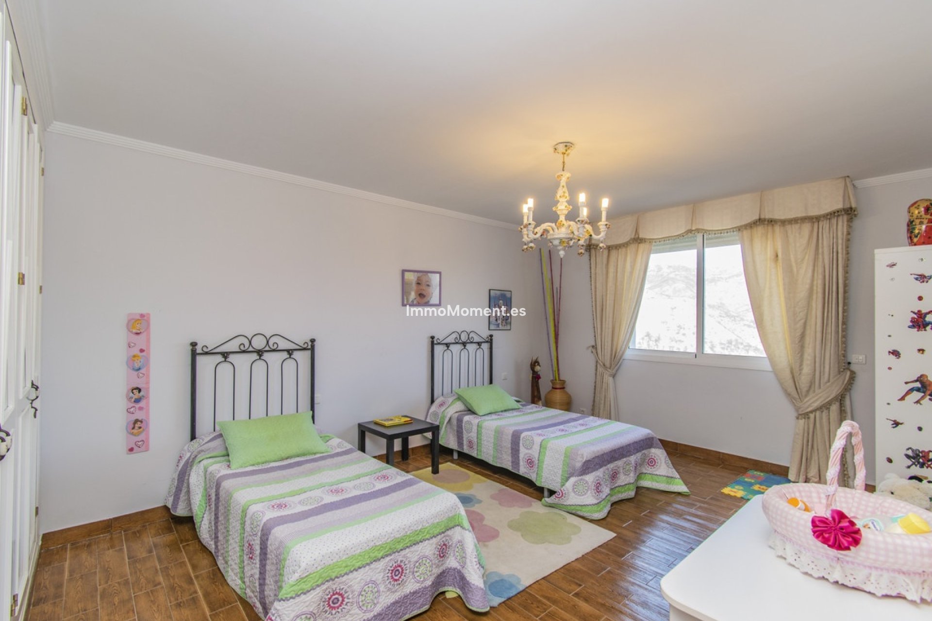 Wiederverkauf - Freistehende Villa - Estepona  - Estepona Centro