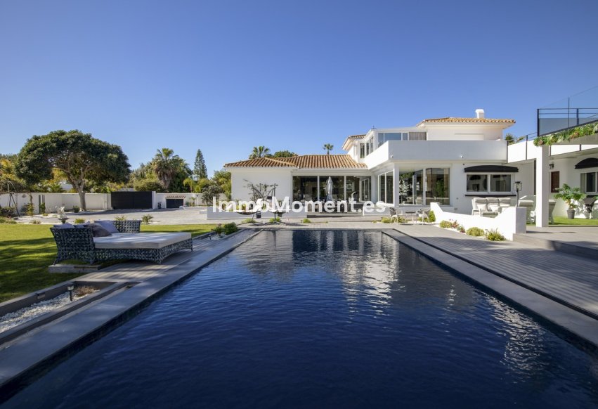 Wiederverkauf - Freistehende Villa - Estepona  - Estepona Centro