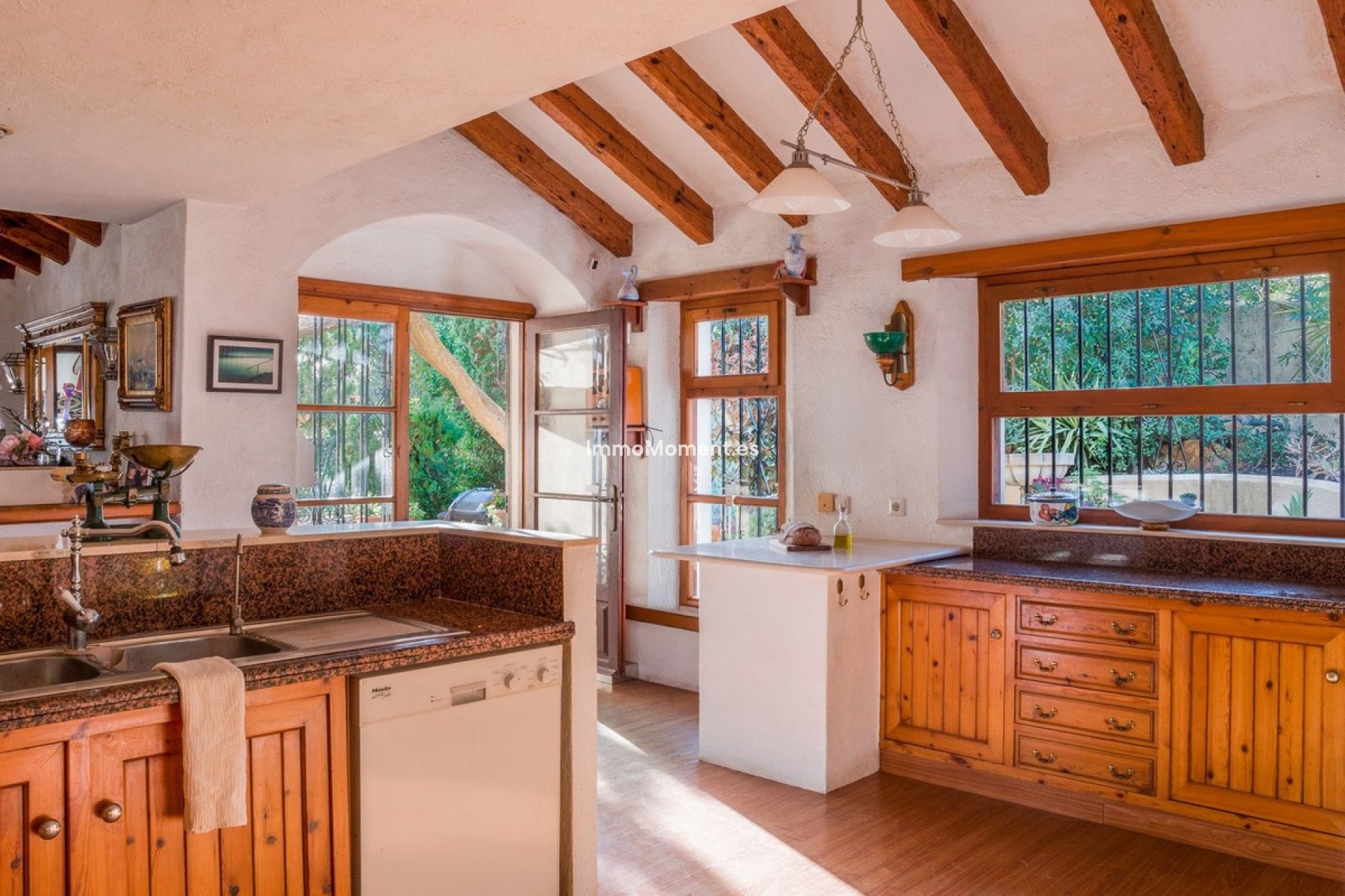 Wiederverkauf - Freistehende Villa - Estepona  - Estepona Centro