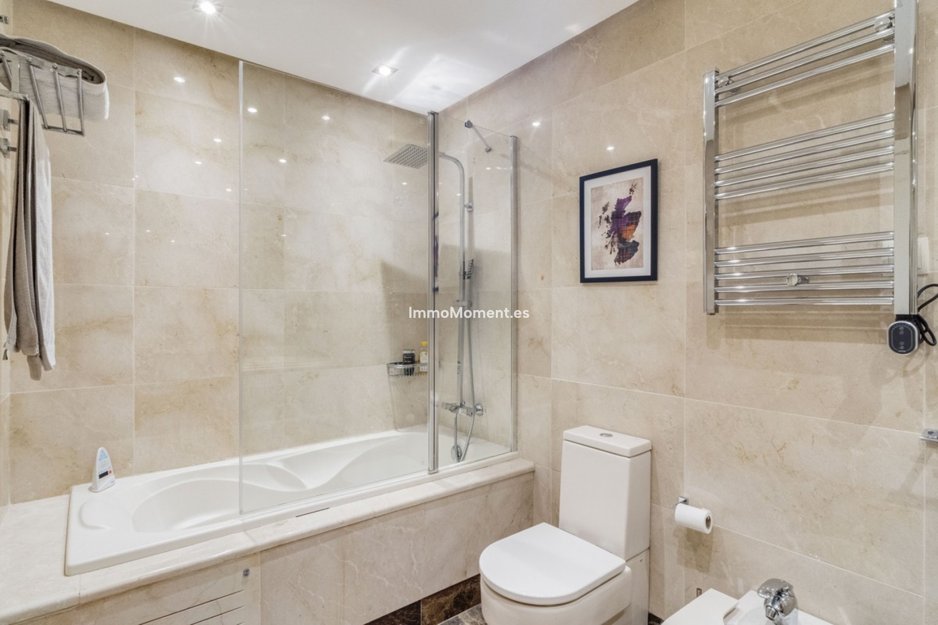 Wiederverkauf - Freistehende Villa - Estepona  - Estepona Centro