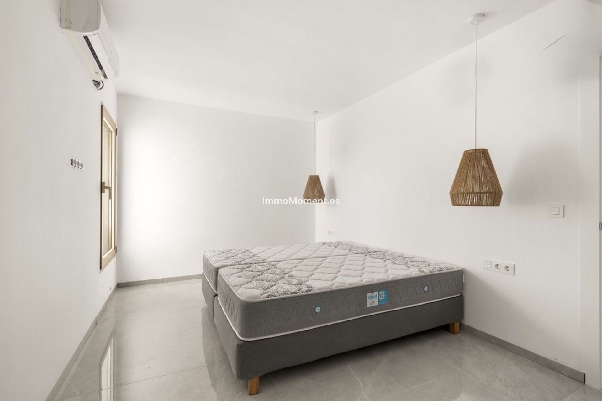 Wiederverkauf - Freistehende Villa - Estepona  - Estepona Centro