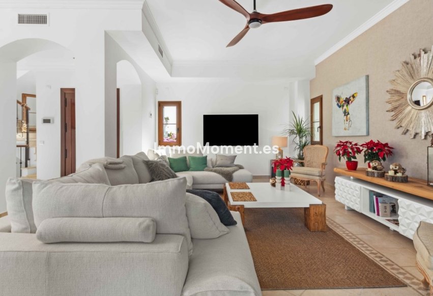 Wiederverkauf - Freistehende Villa - Estepona  - Estepona Centro