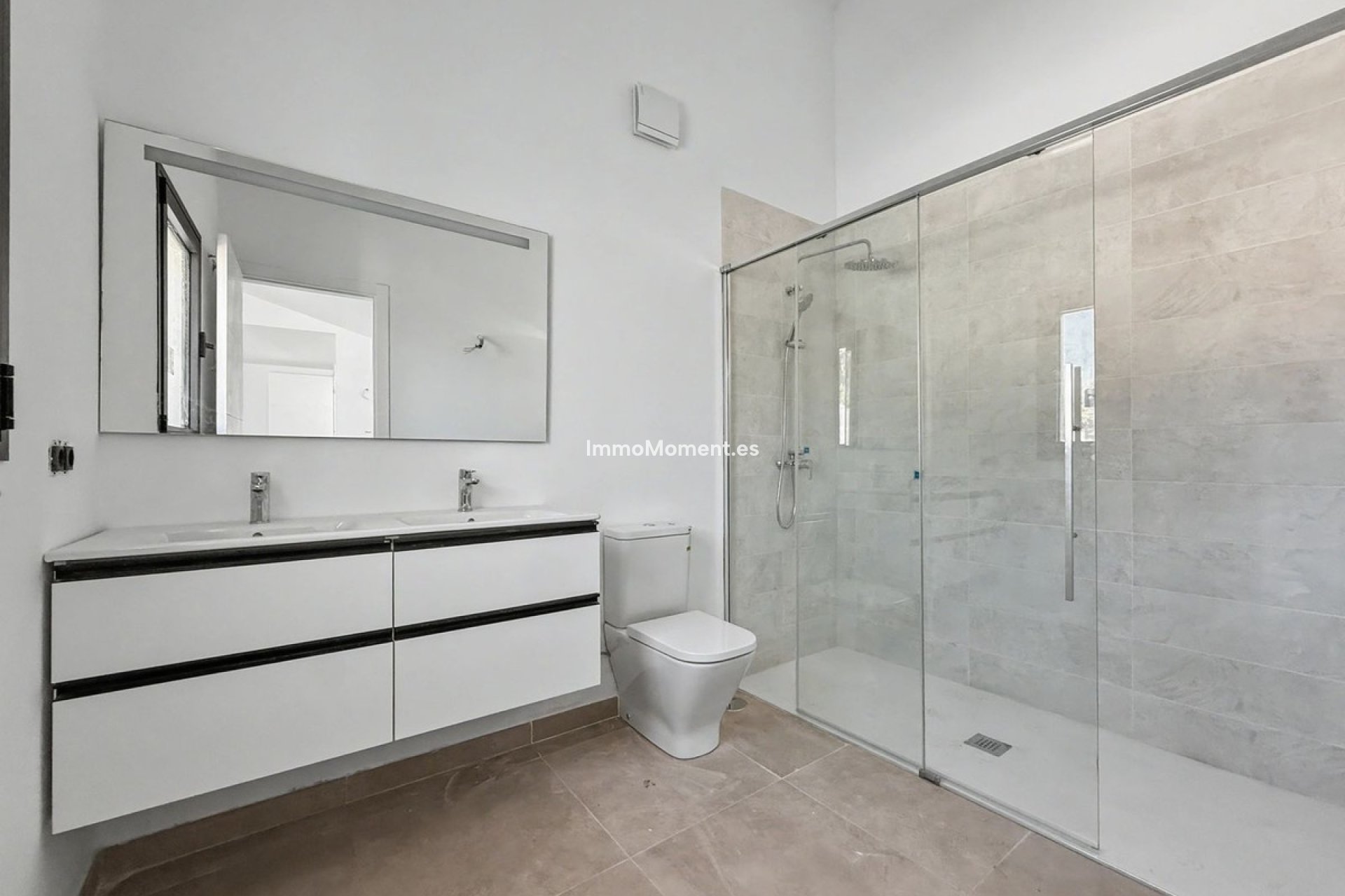 Wiederverkauf - Freistehende Villa - Estepona  - Estepona Centro