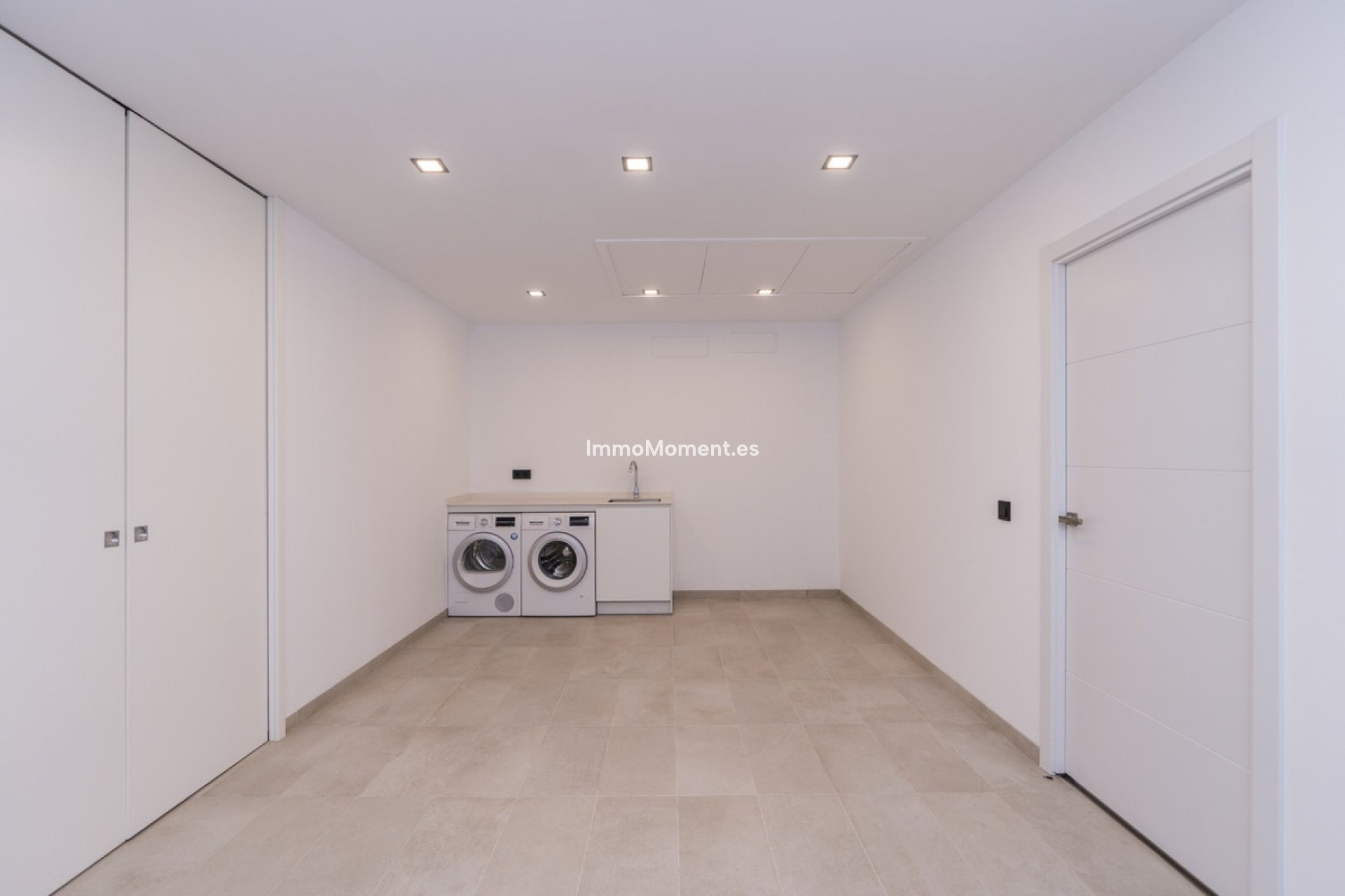 Wiederverkauf - Freistehende Villa - Estepona  - Estepona Centro