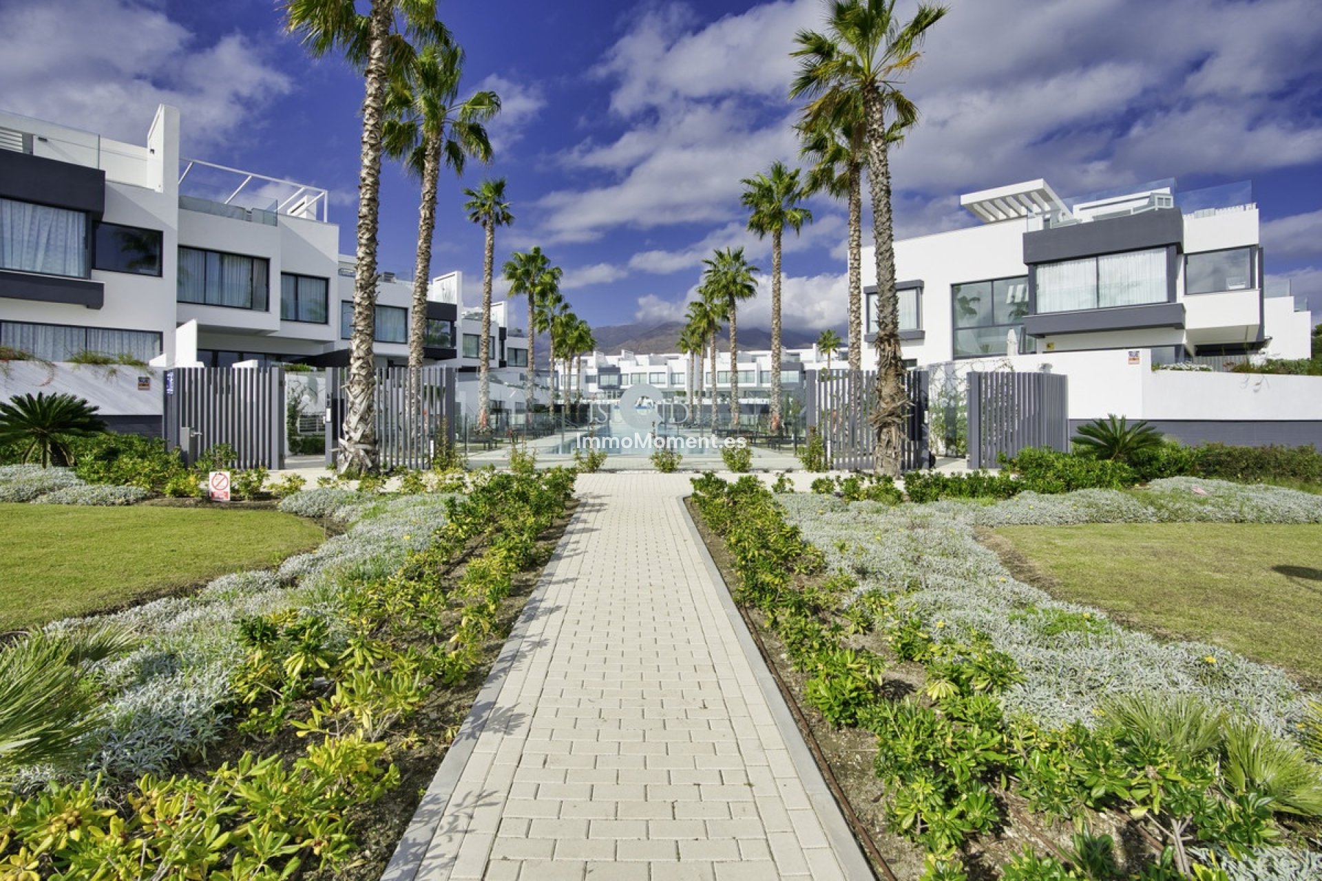 Wiederverkauf - Freistehende Villa - Estepona  - Estepona Centro