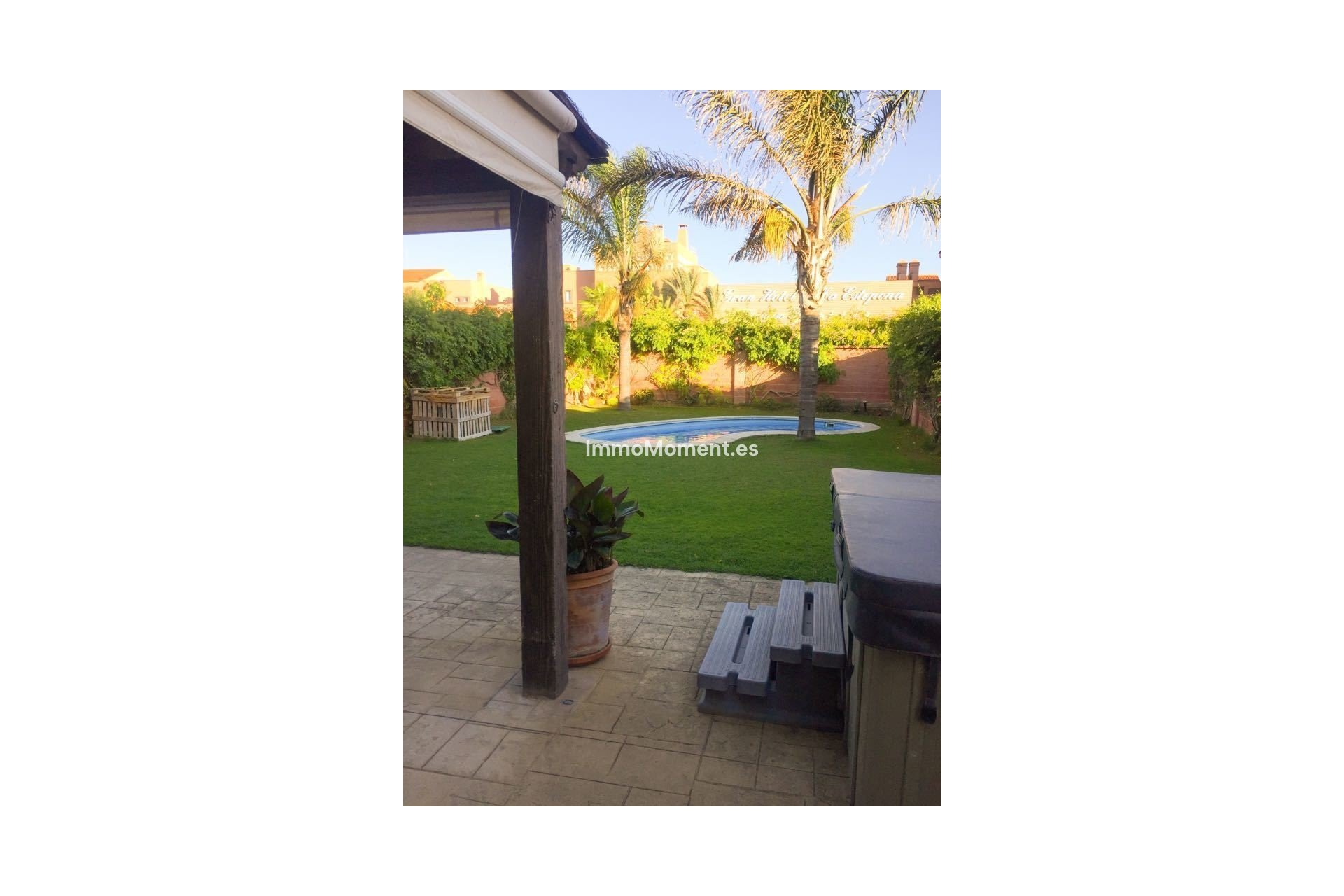Wiederverkauf - Freistehende Villa - Estepona  - Estepona Centro