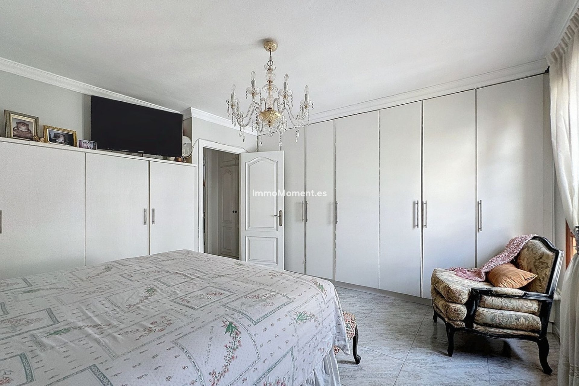 Wiederverkauf - Freistehende Villa - Estepona  - Estepona Centro