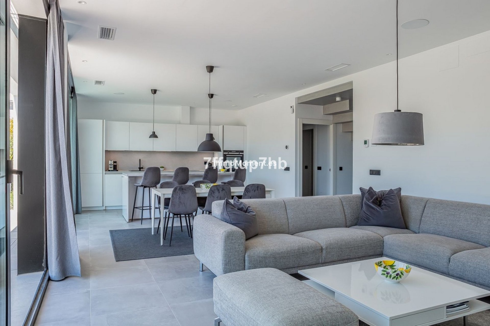 Wiederverkauf - Freistehende Villa - Estepona  - Estepona Centro
