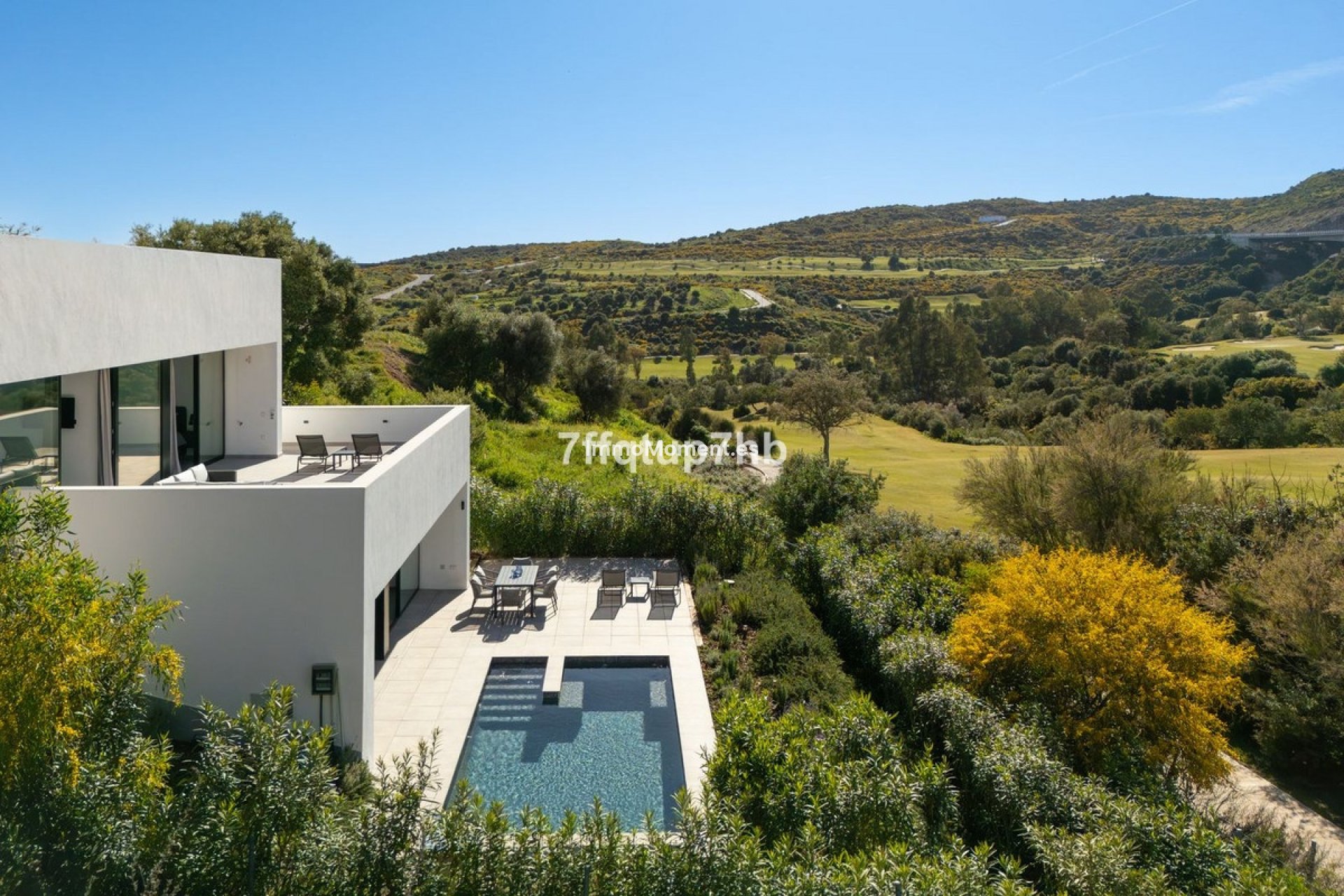 Wiederverkauf - Freistehende Villa - Estepona  - Estepona Centro