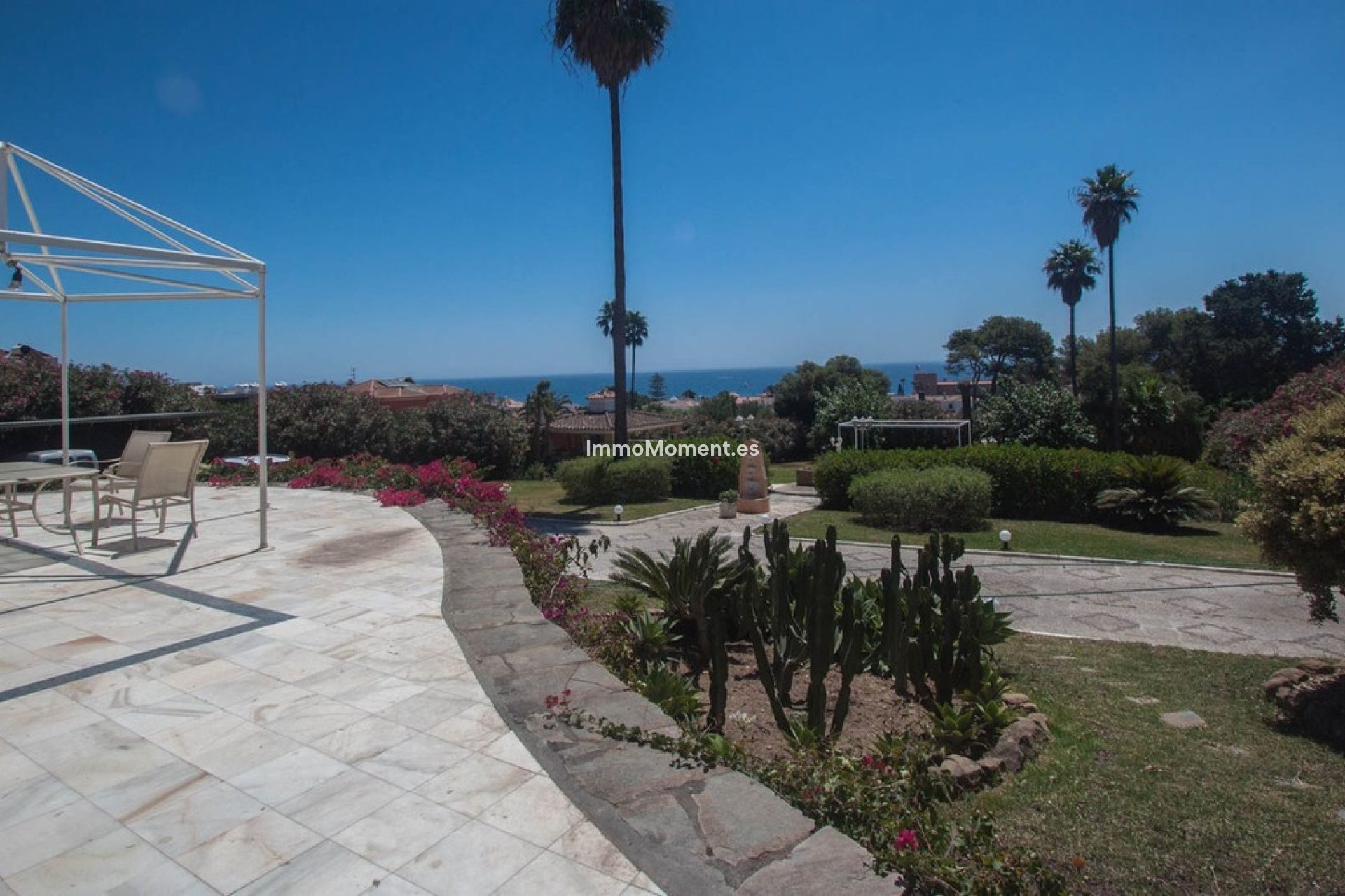 Wiederverkauf - Freistehende Villa - Estepona  - Estepona Centro