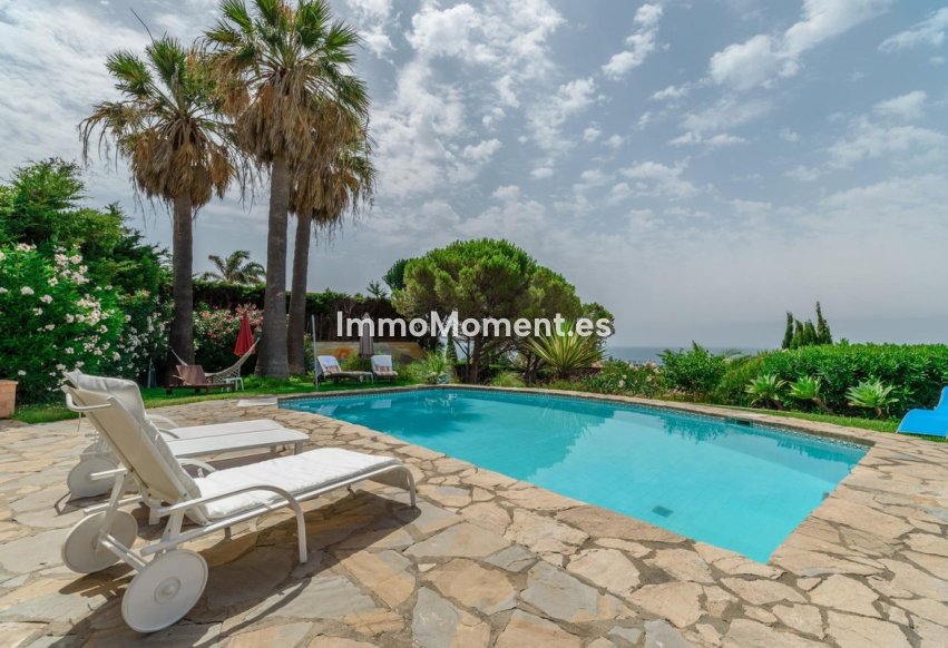 Wiederverkauf - Freistehende Villa - Estepona  - Estepona Centro
