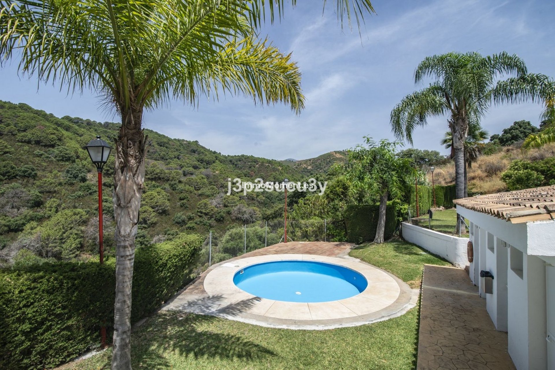 Wiederverkauf - Freistehende Villa - Estepona  - Estepona Centro
