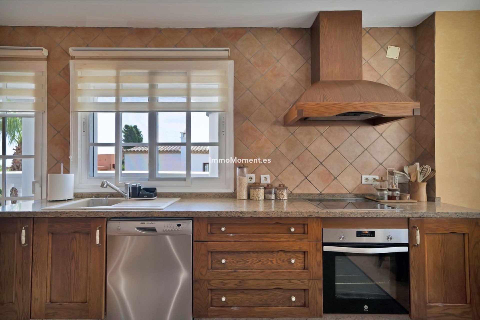 Wiederverkauf - Freistehende Villa - Estepona  - Estepona Centro