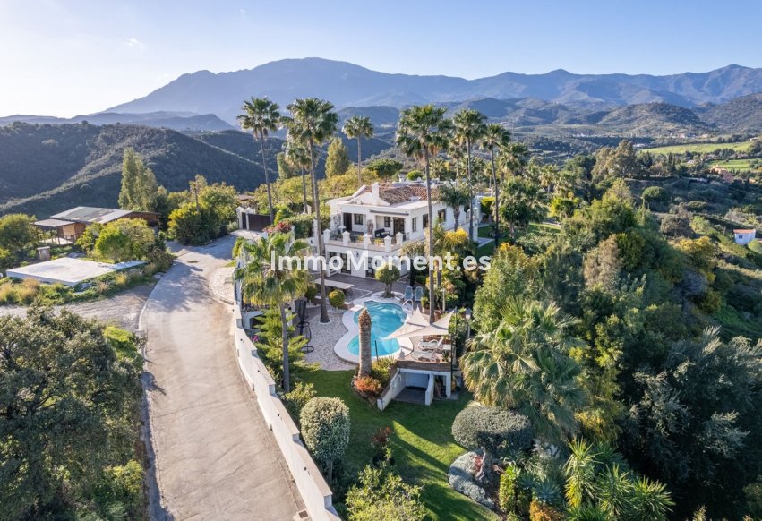 Wiederverkauf - Freistehende Villa - Estepona  - Estepona Centro