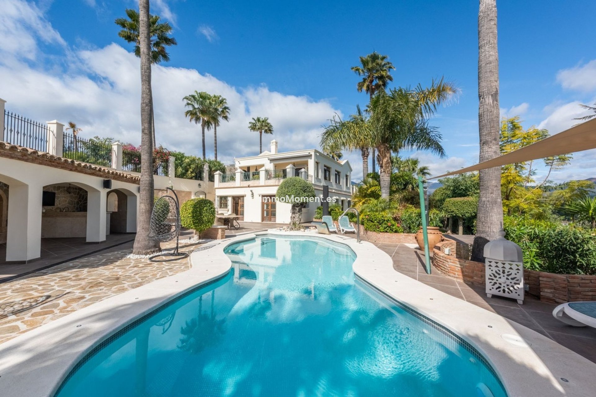 Wiederverkauf - Freistehende Villa - Estepona  - Estepona Centro