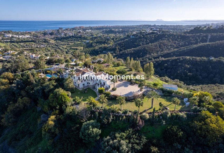 Wiederverkauf - Freistehende Villa - Estepona  - Estepona Centro