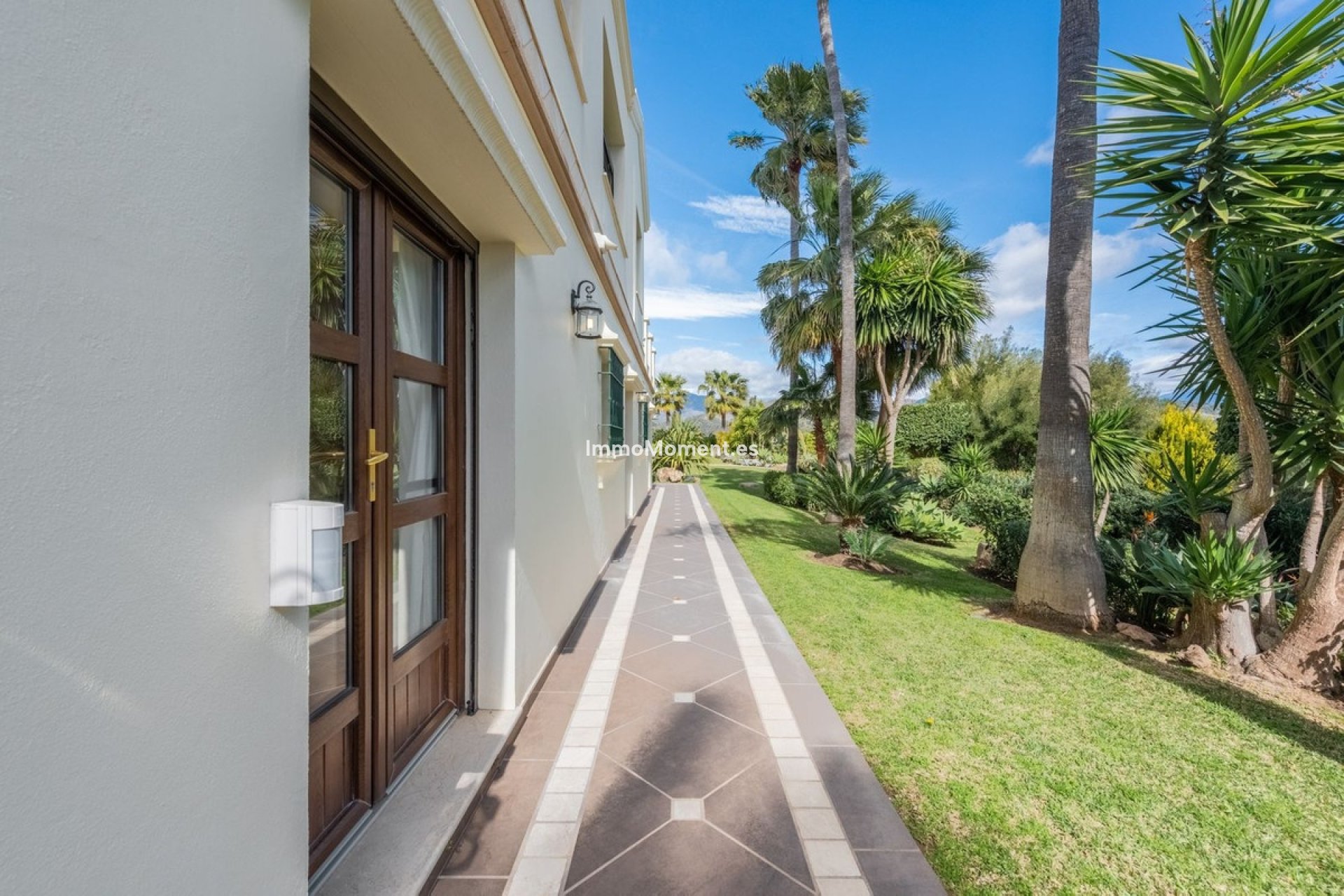 Wiederverkauf - Freistehende Villa - Estepona  - Estepona Centro