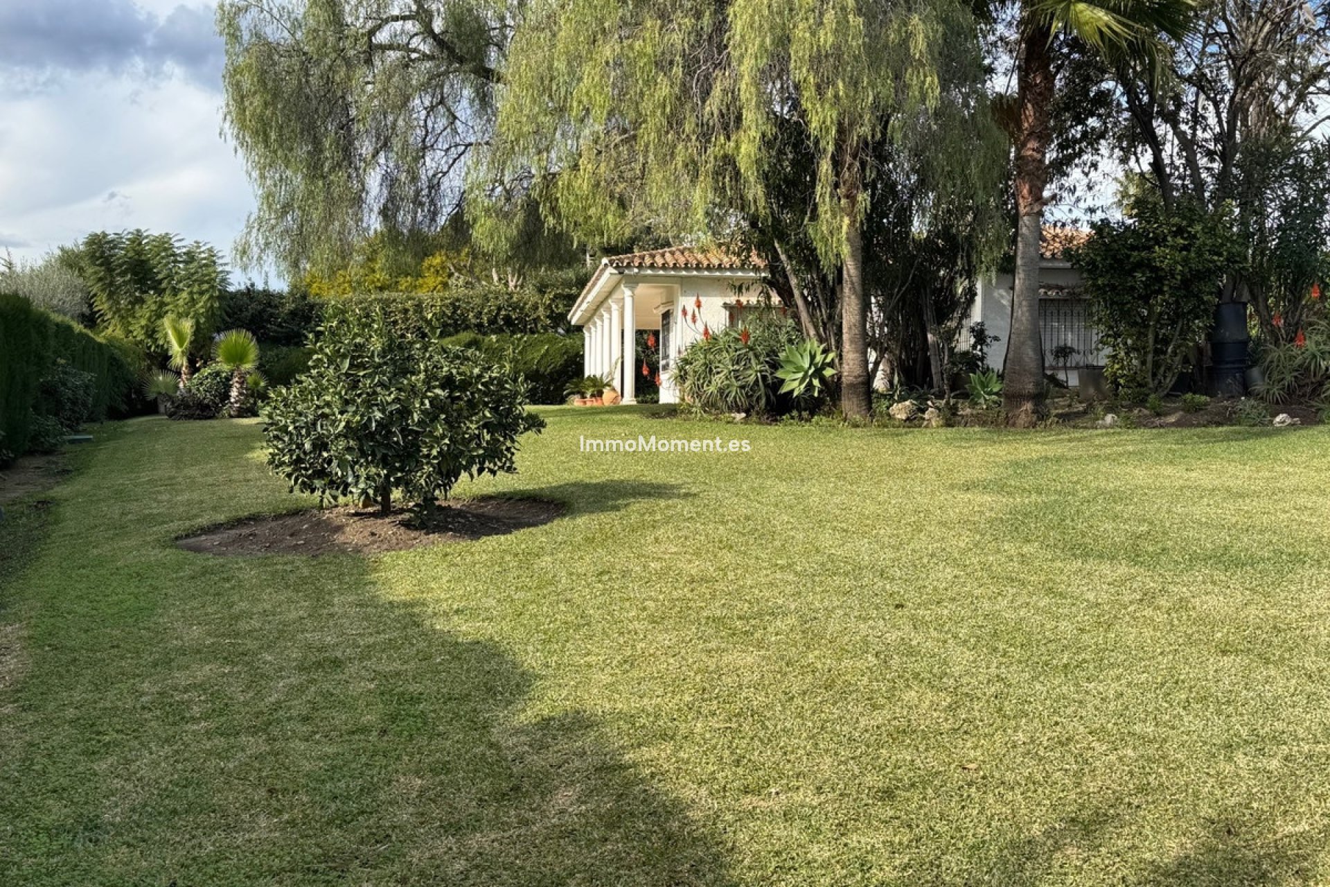 Wiederverkauf - Freistehende Villa - Estepona  - Estepona Centro