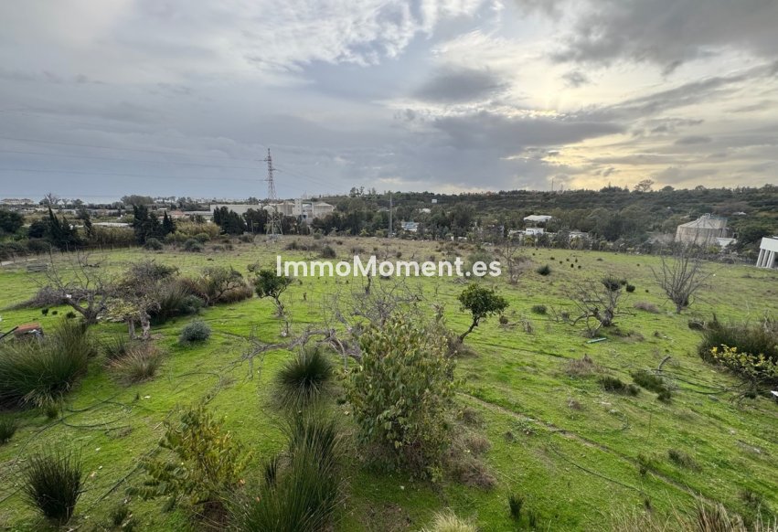 Wiederverkauf - Freistehende Villa - Estepona  - Estepona Centro