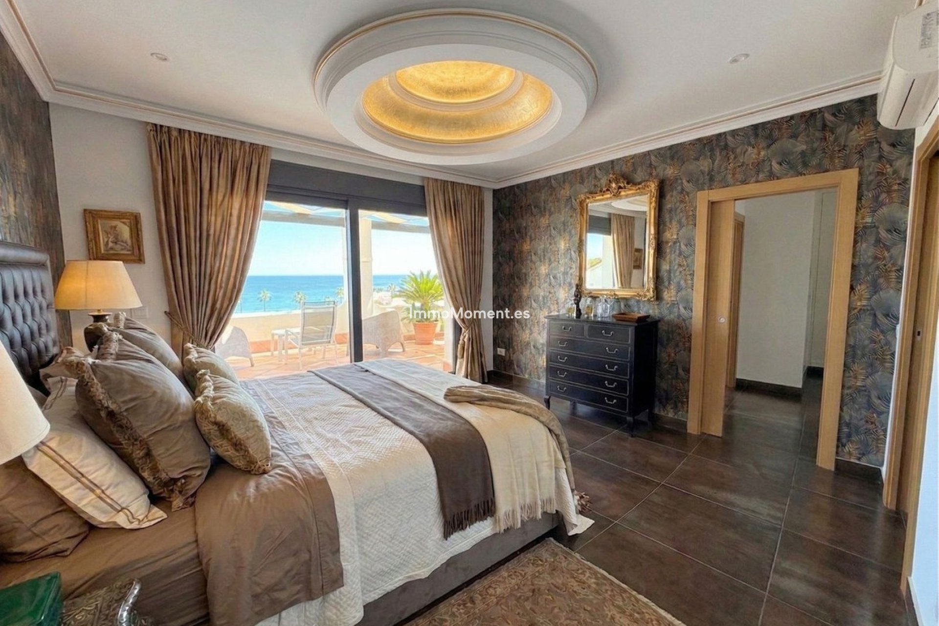 Wiederverkauf - Freistehende Villa - Estepona  - Estepona Centro
