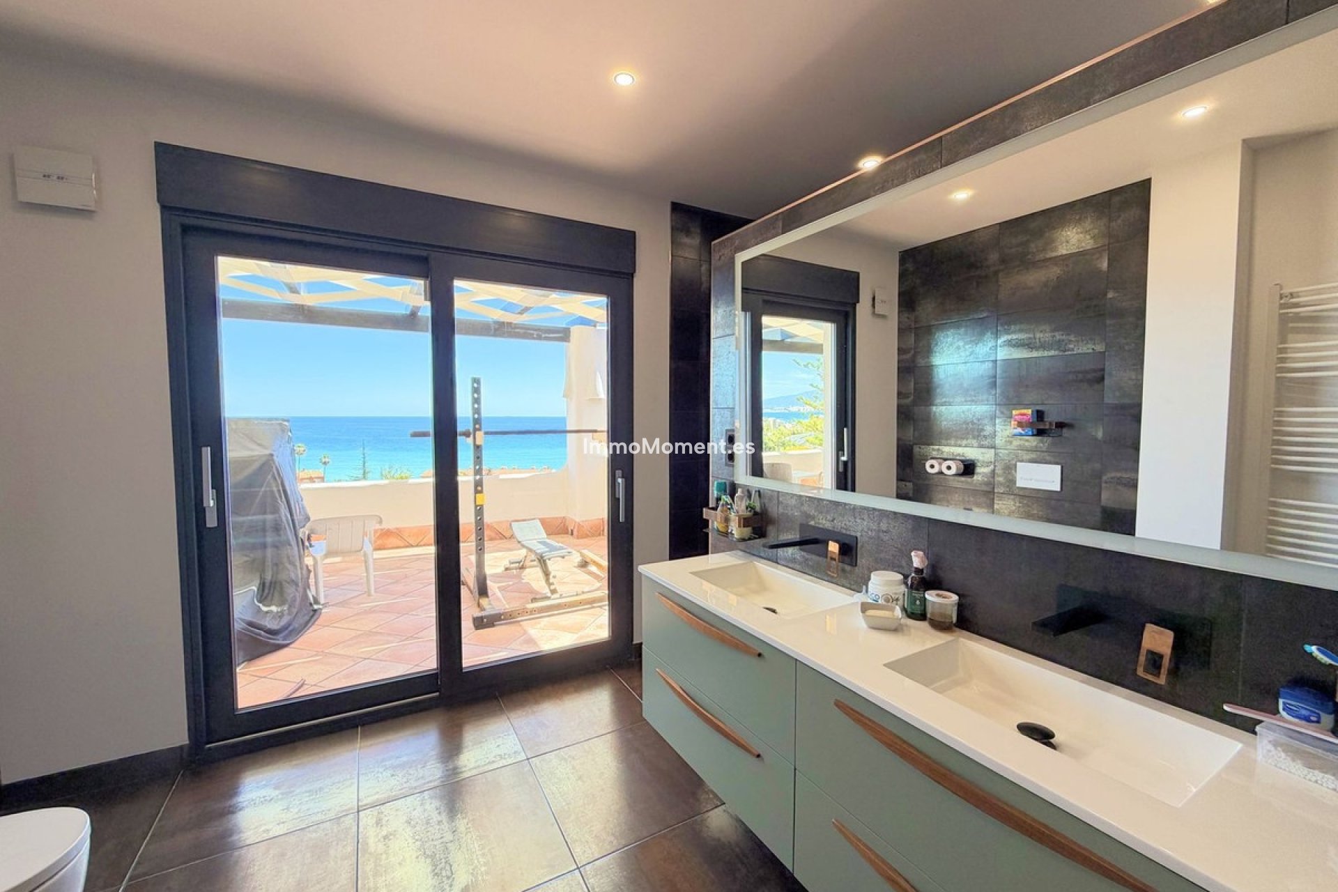 Wiederverkauf - Freistehende Villa - Estepona  - Estepona Centro