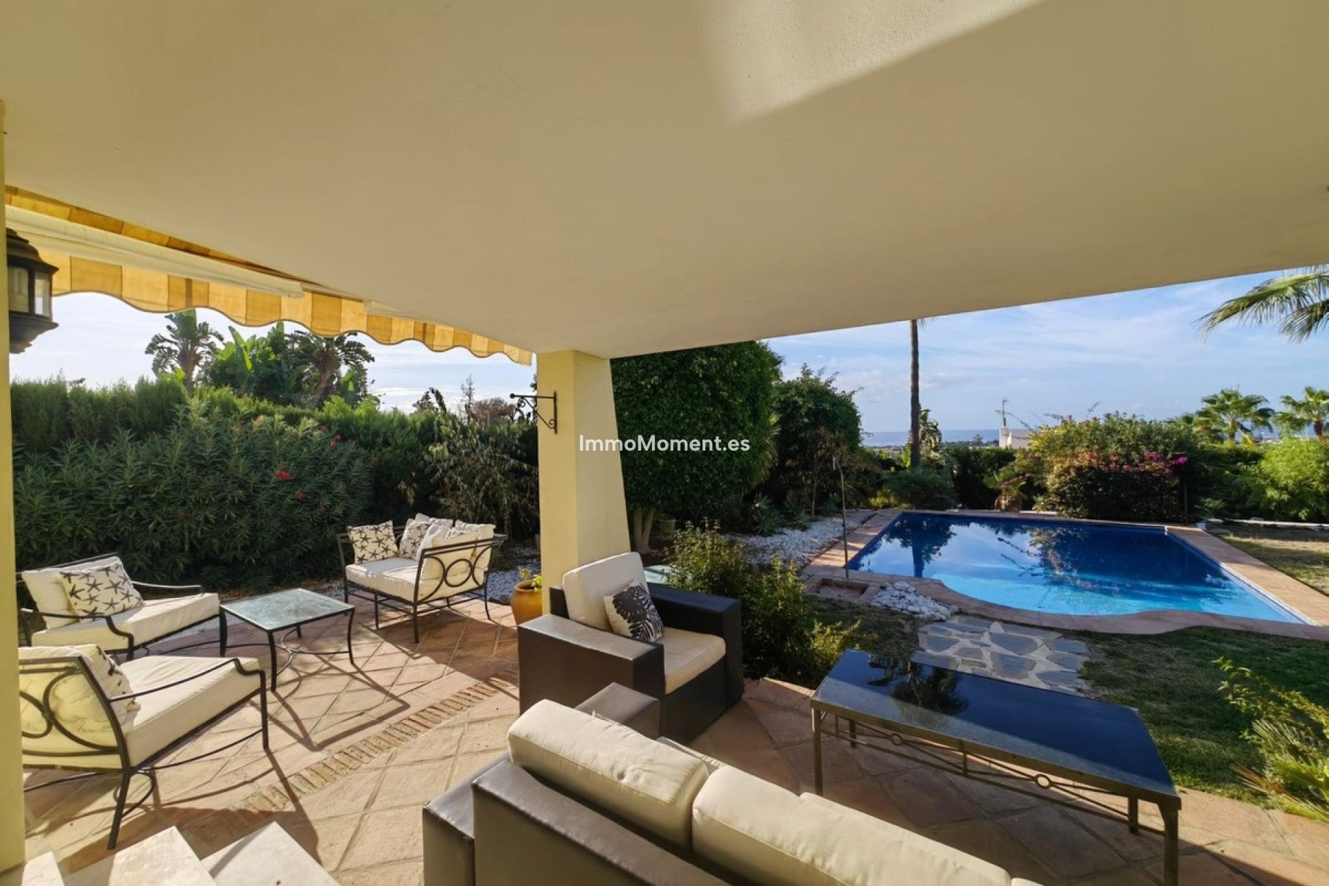 Wiederverkauf - Freistehende Villa - Estepona  - Estepona Centro
