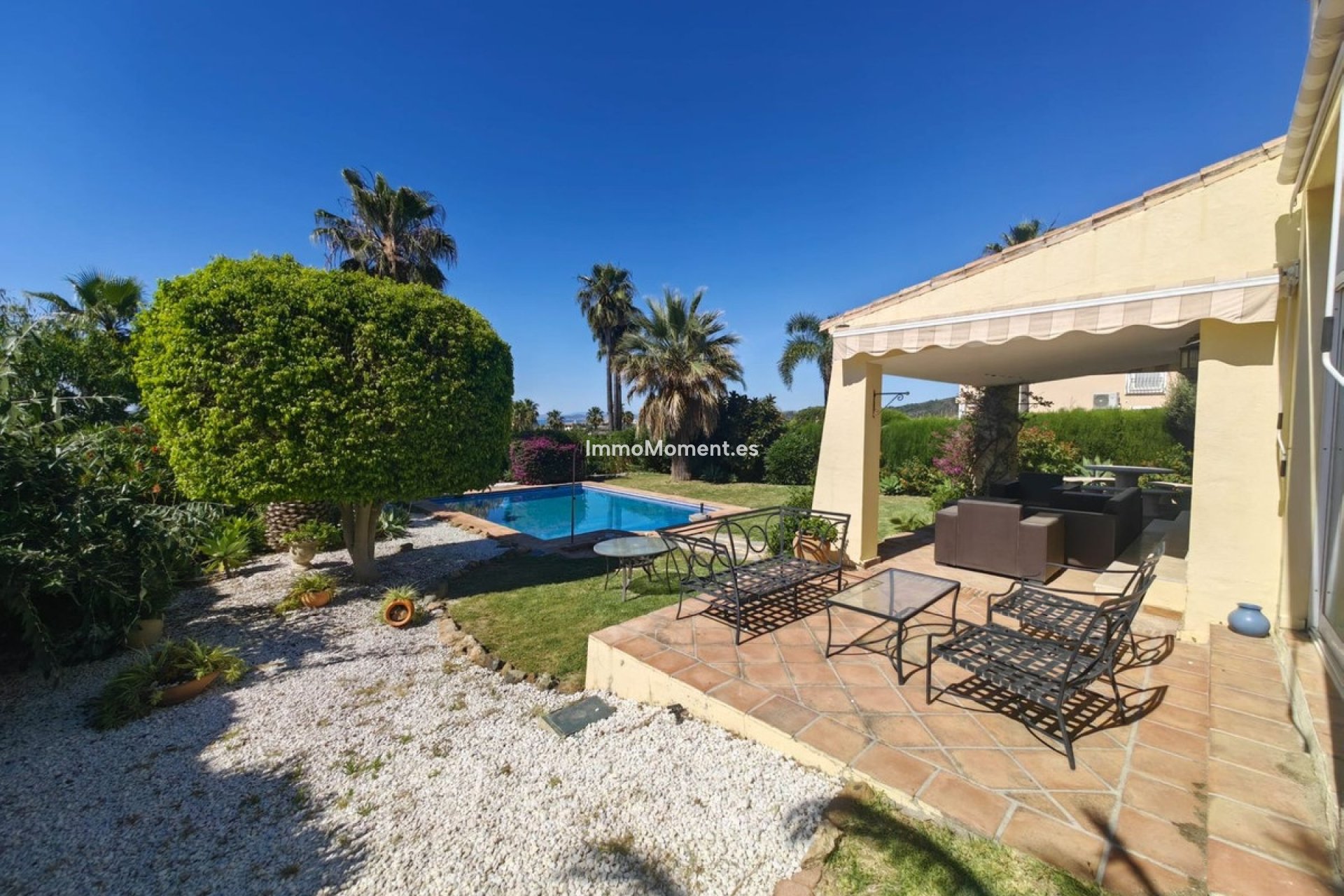 Wiederverkauf - Freistehende Villa - Estepona  - Estepona Centro