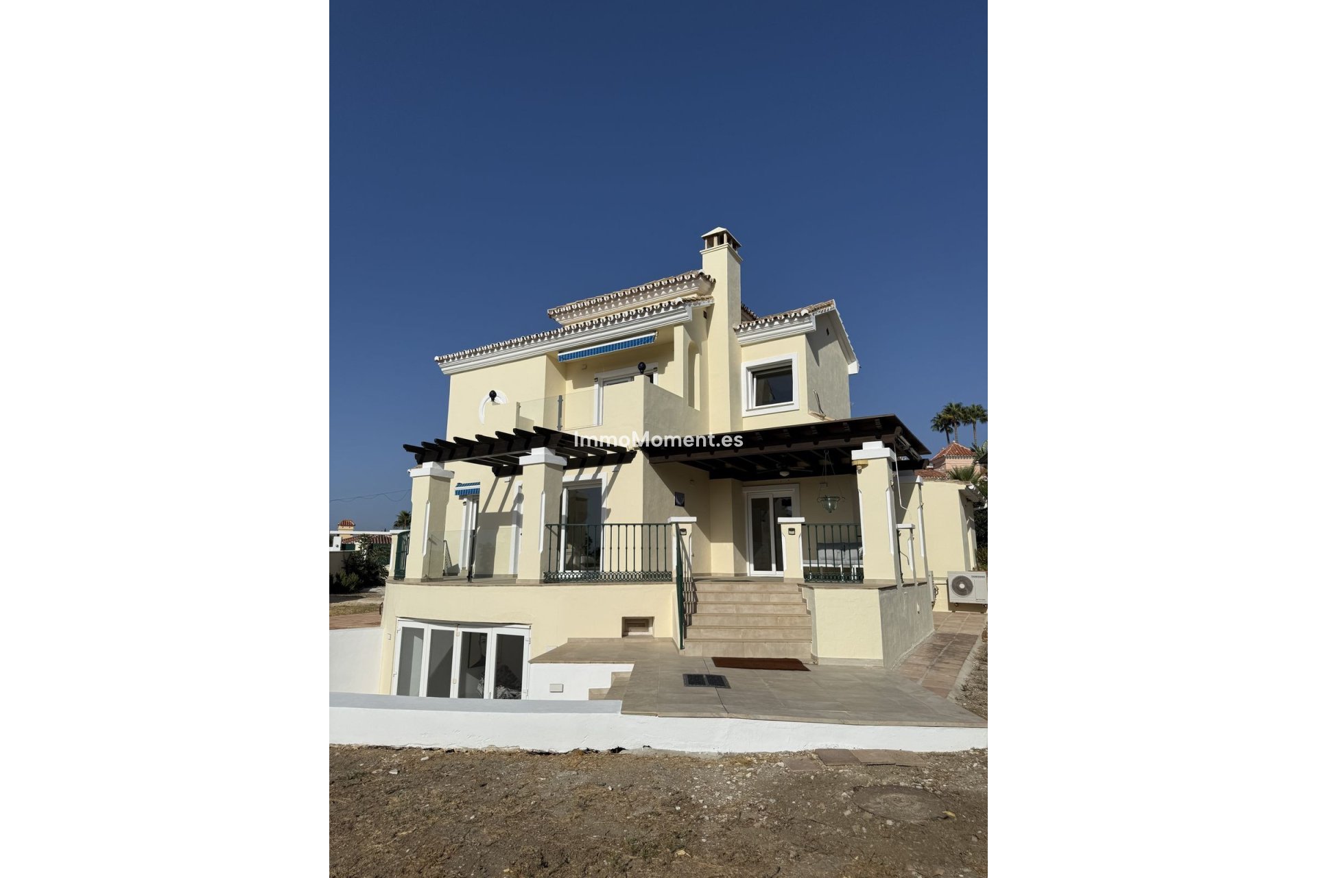 Wiederverkauf - Freistehende Villa - Estepona  - Estepona Centro