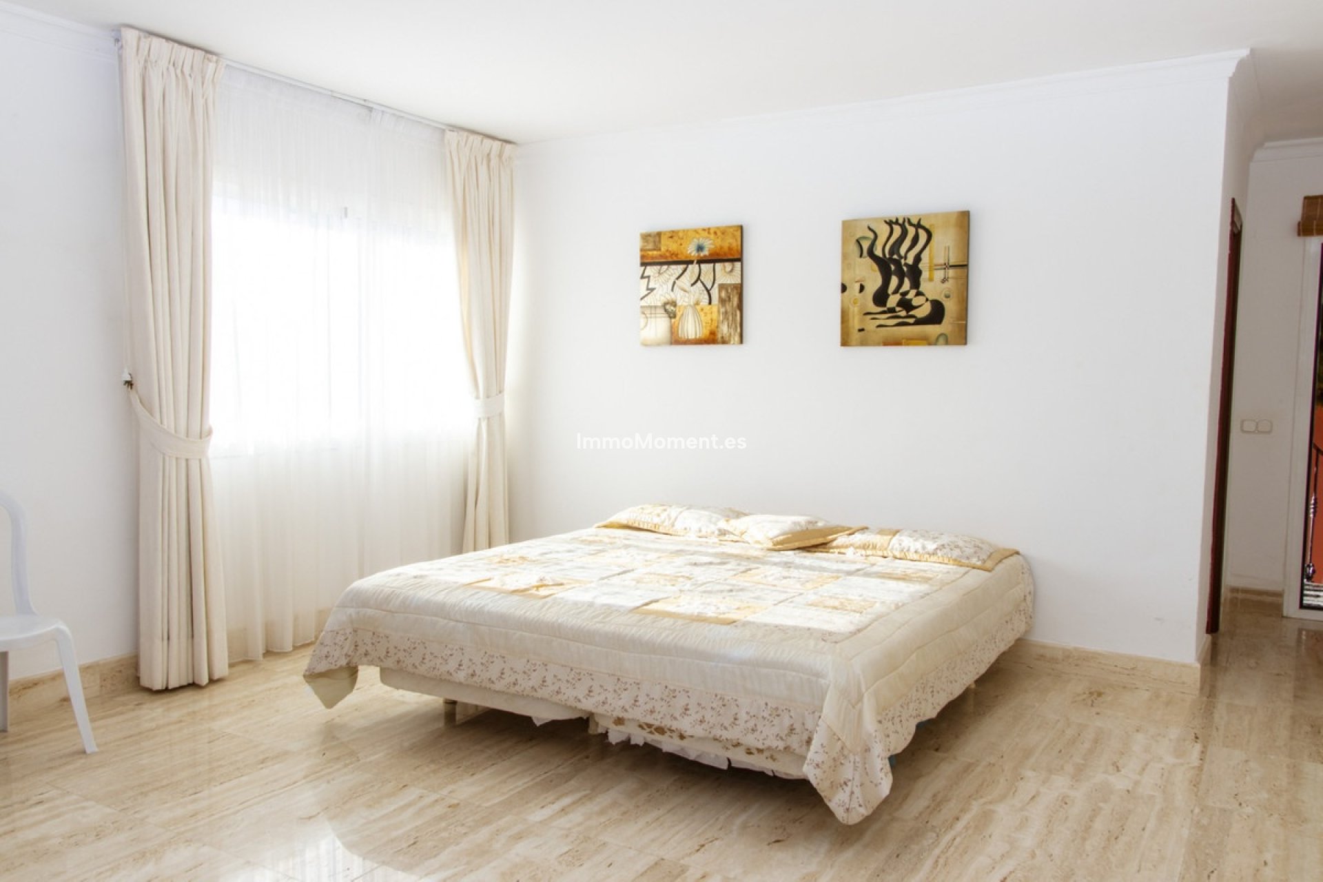 Wiederverkauf - Freistehende Villa - Estepona  - Estepona Centro