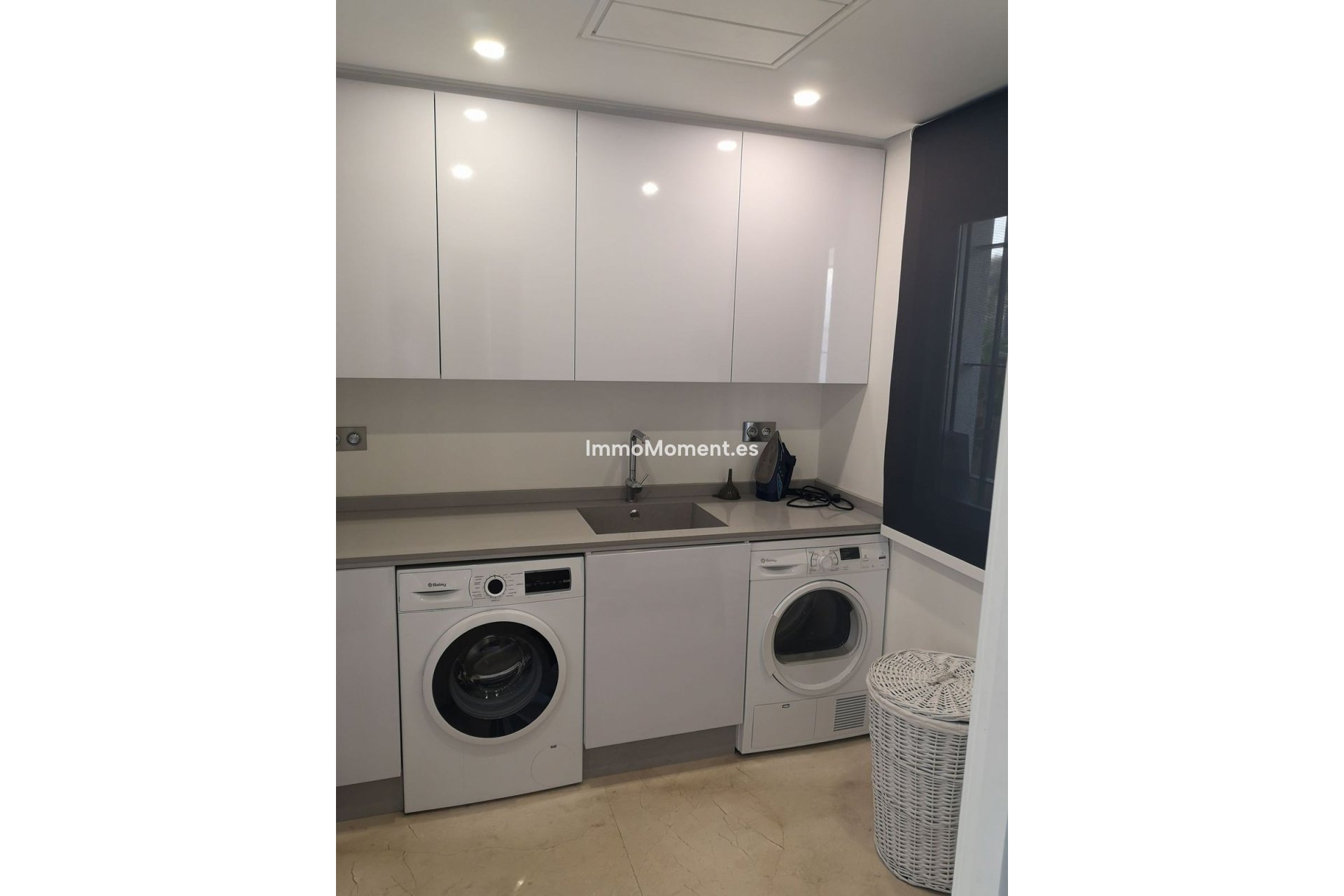 Wiederverkauf - Freistehende Villa - Estepona  - Estepona Centro