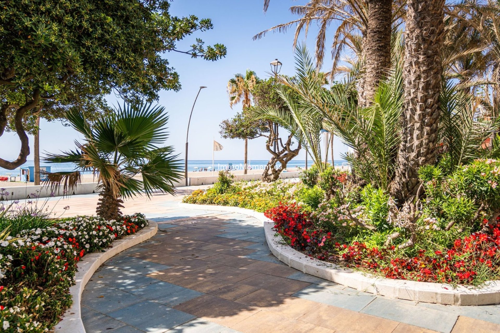 Wiederverkauf - Freistehende Villa - Estepona  - Estepona Centro