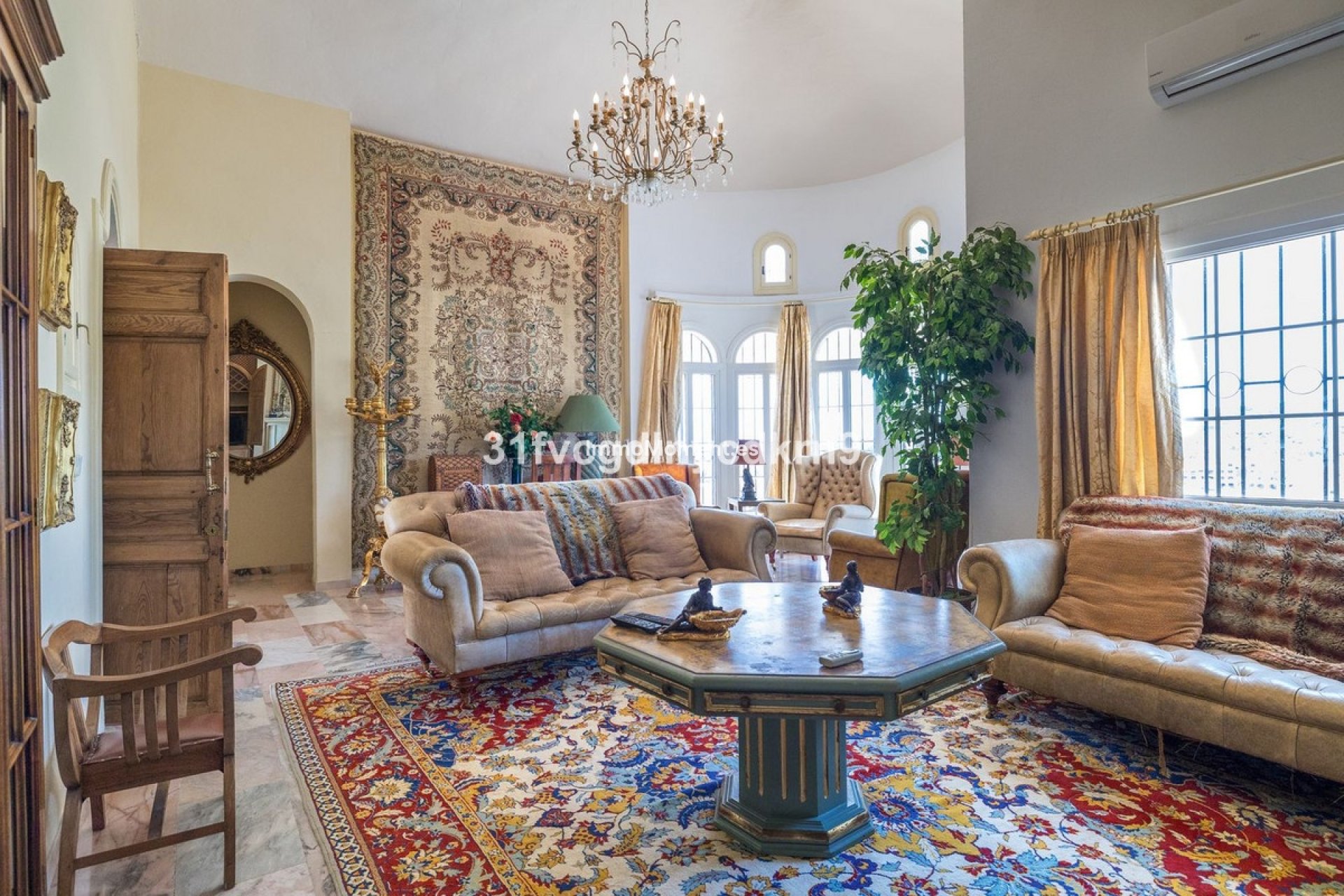 Wiederverkauf - Freistehende Villa - Estepona  - Estepona Centro