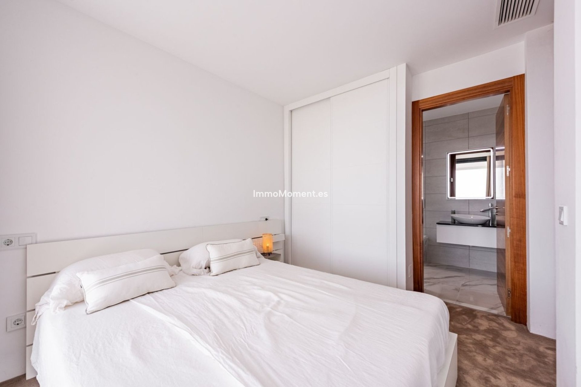 Wiederverkauf - Freistehende Villa - Estepona  - Estepona Centro