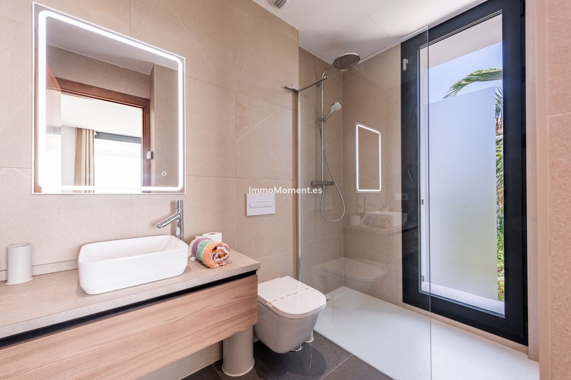 Wiederverkauf - Freistehende Villa - Estepona  - Estepona Centro
