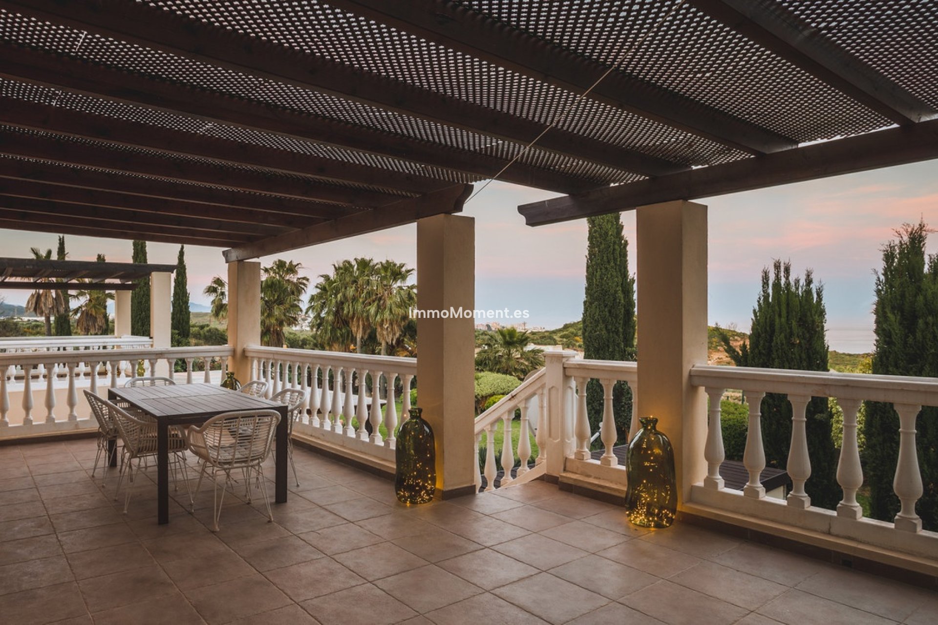 Wiederverkauf - Freistehende Villa - Estepona  - Estepona Centro