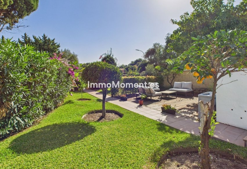 Wiederverkauf - Freistehende Villa - Estepona  - Estepona Centro