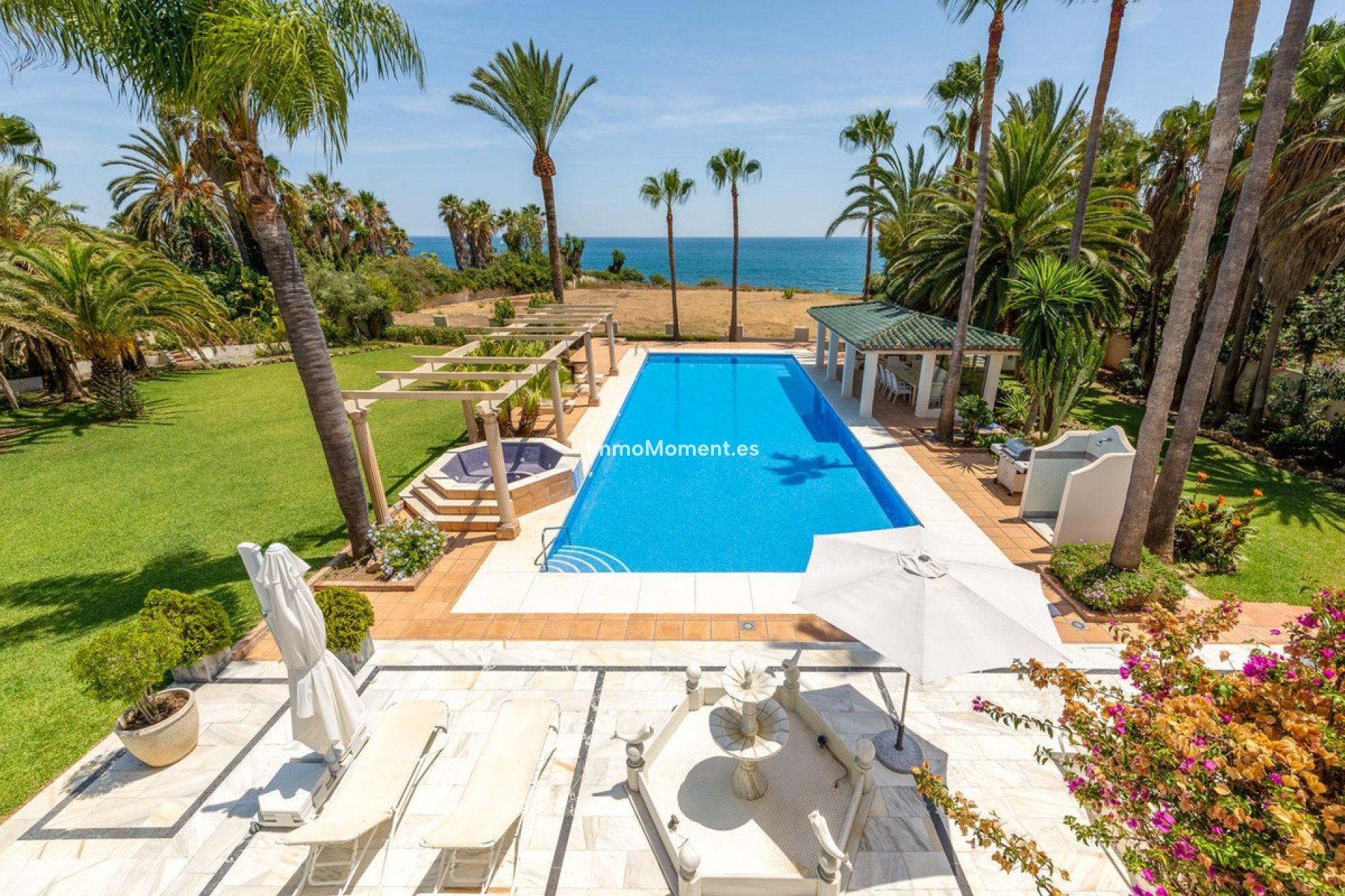 Wiederverkauf - Freistehende Villa - Estepona  - Estepona Centro