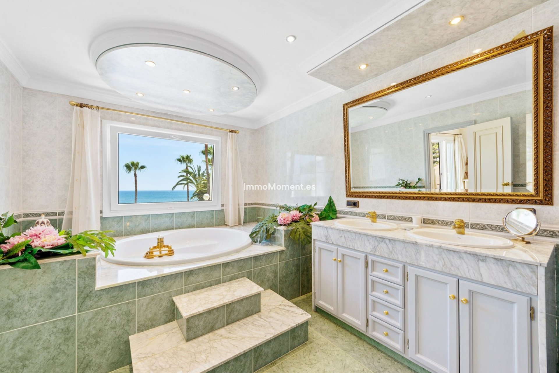 Wiederverkauf - Freistehende Villa - Estepona  - Estepona Centro