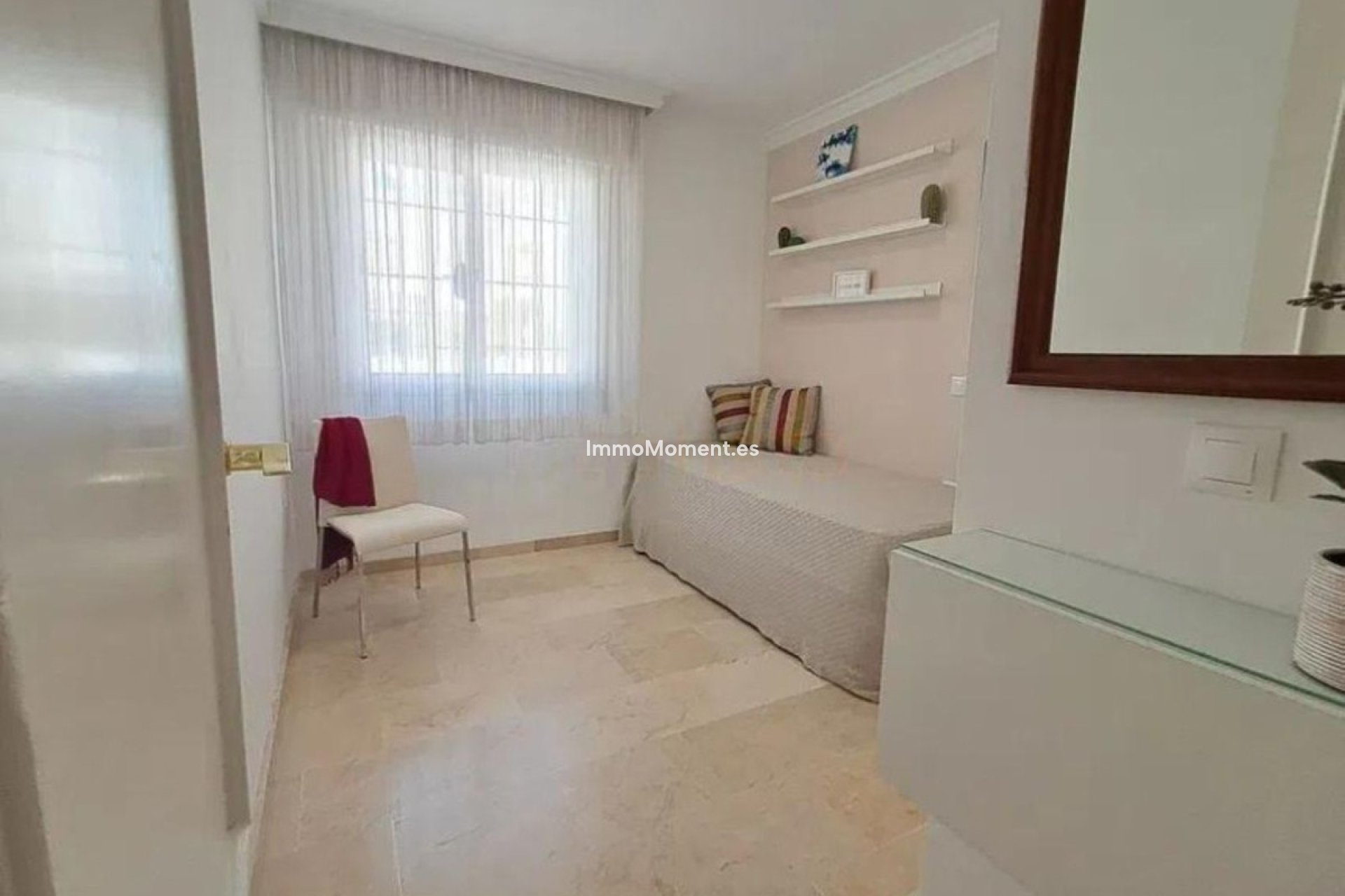 Wiederverkauf - Freistehende Villa - Estepona  - Estepona Centro