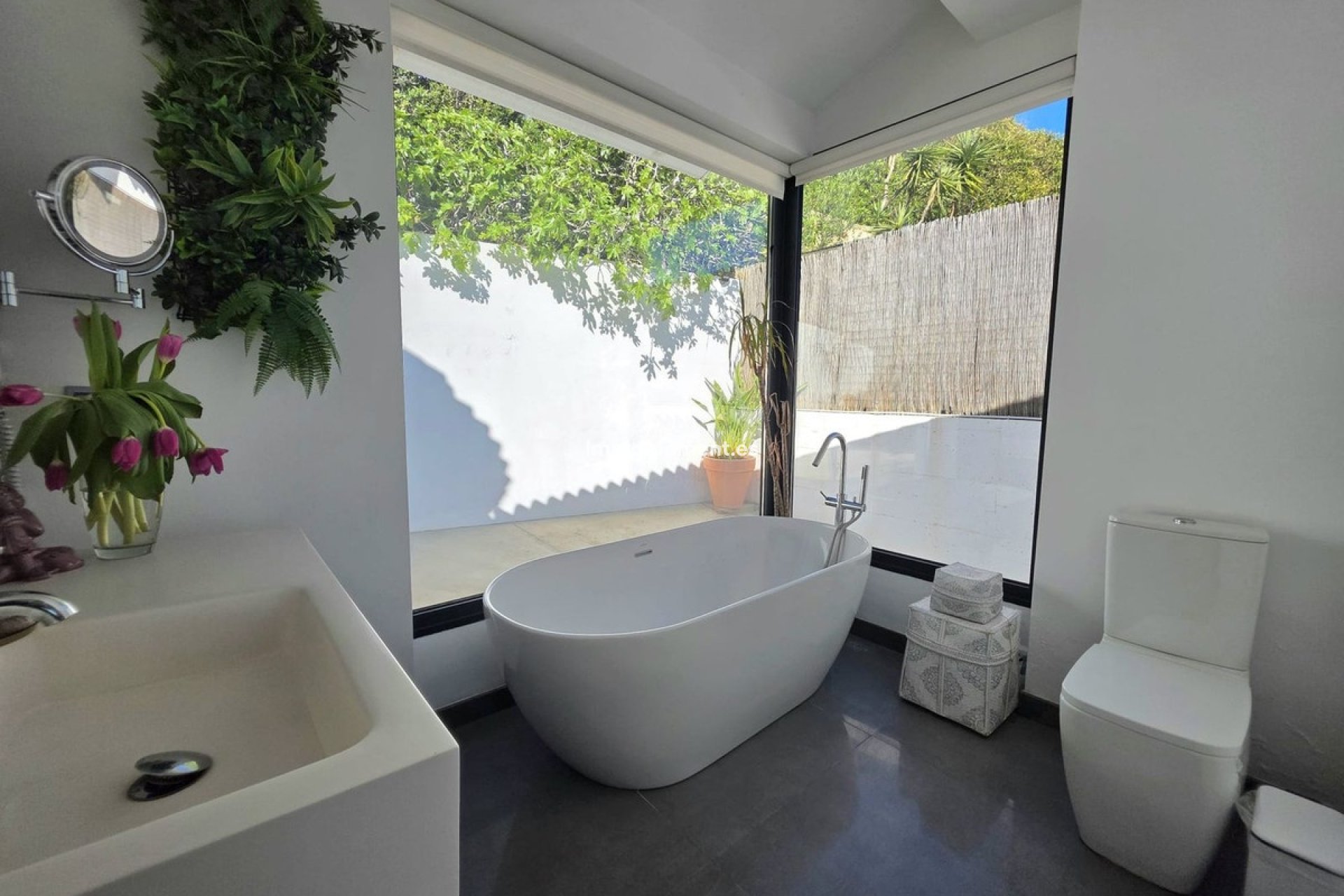 Wiederverkauf - Freistehende Villa - Estepona  - Estepona Centro