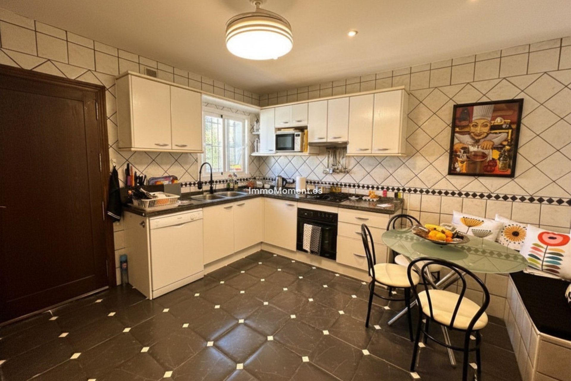 Wiederverkauf - Freistehende Villa - Estepona  - Estepona Centro